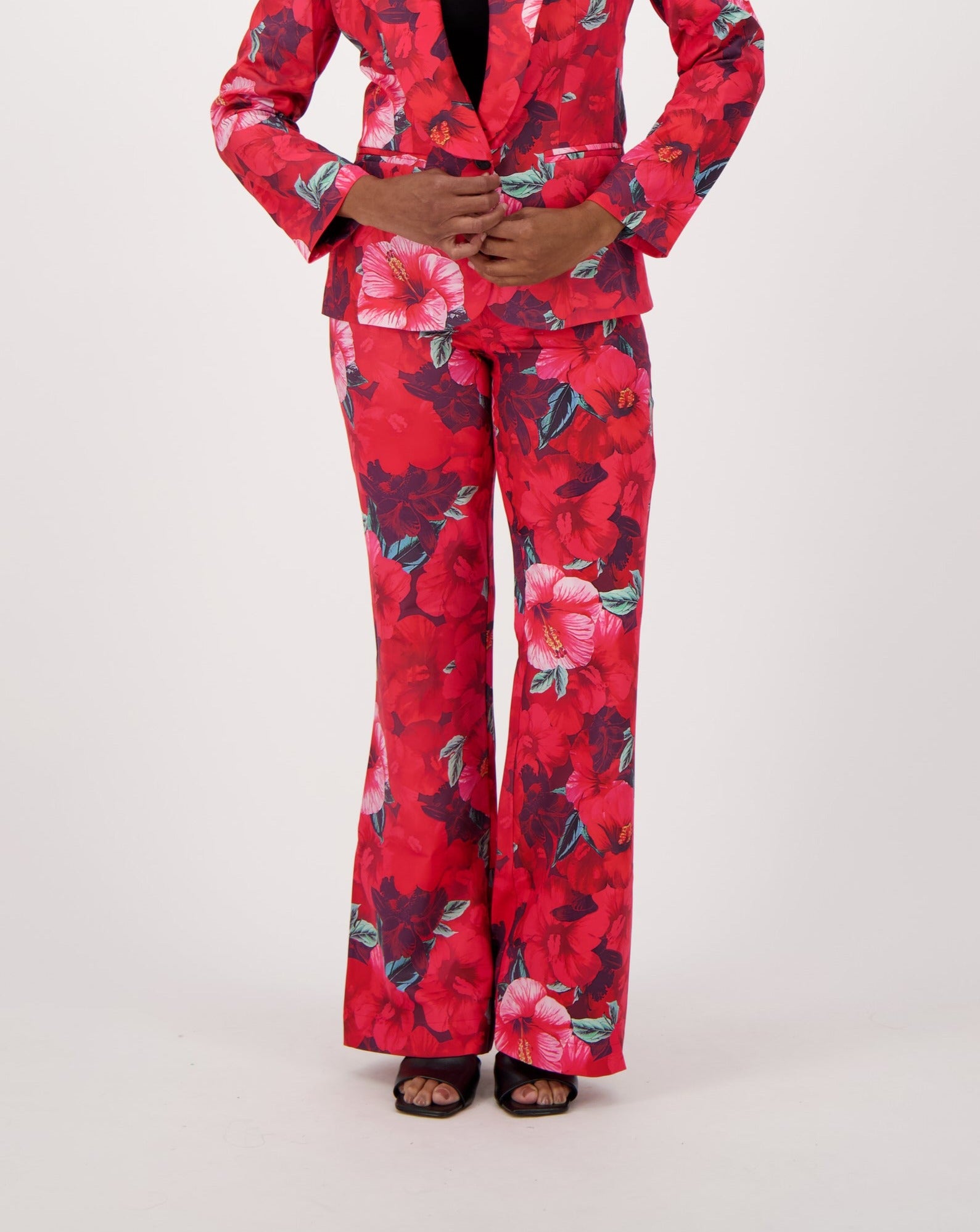 Moulin Rouge Hibiscus Print Dress Pant