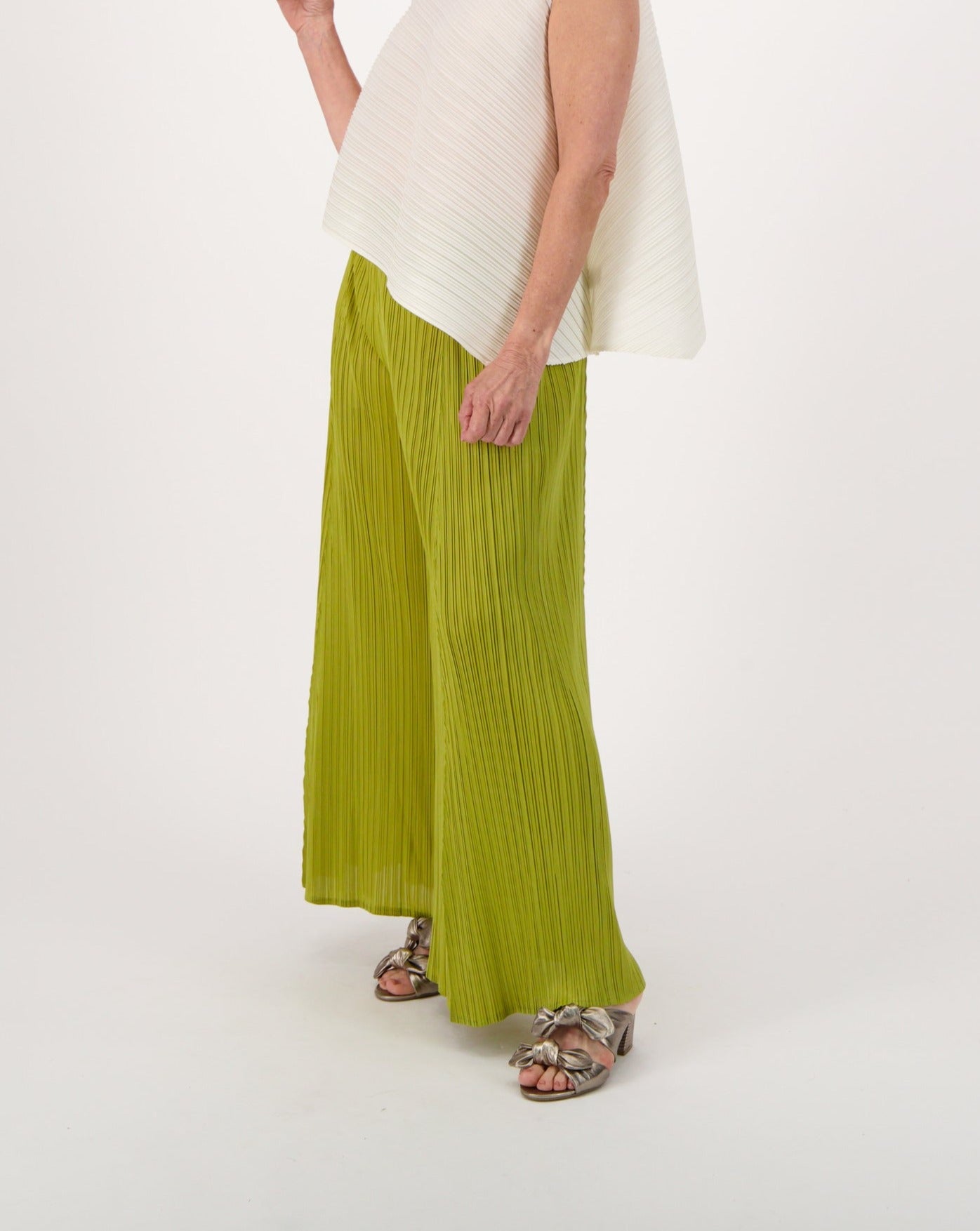 Plissé Pleated Wide Leg Pant