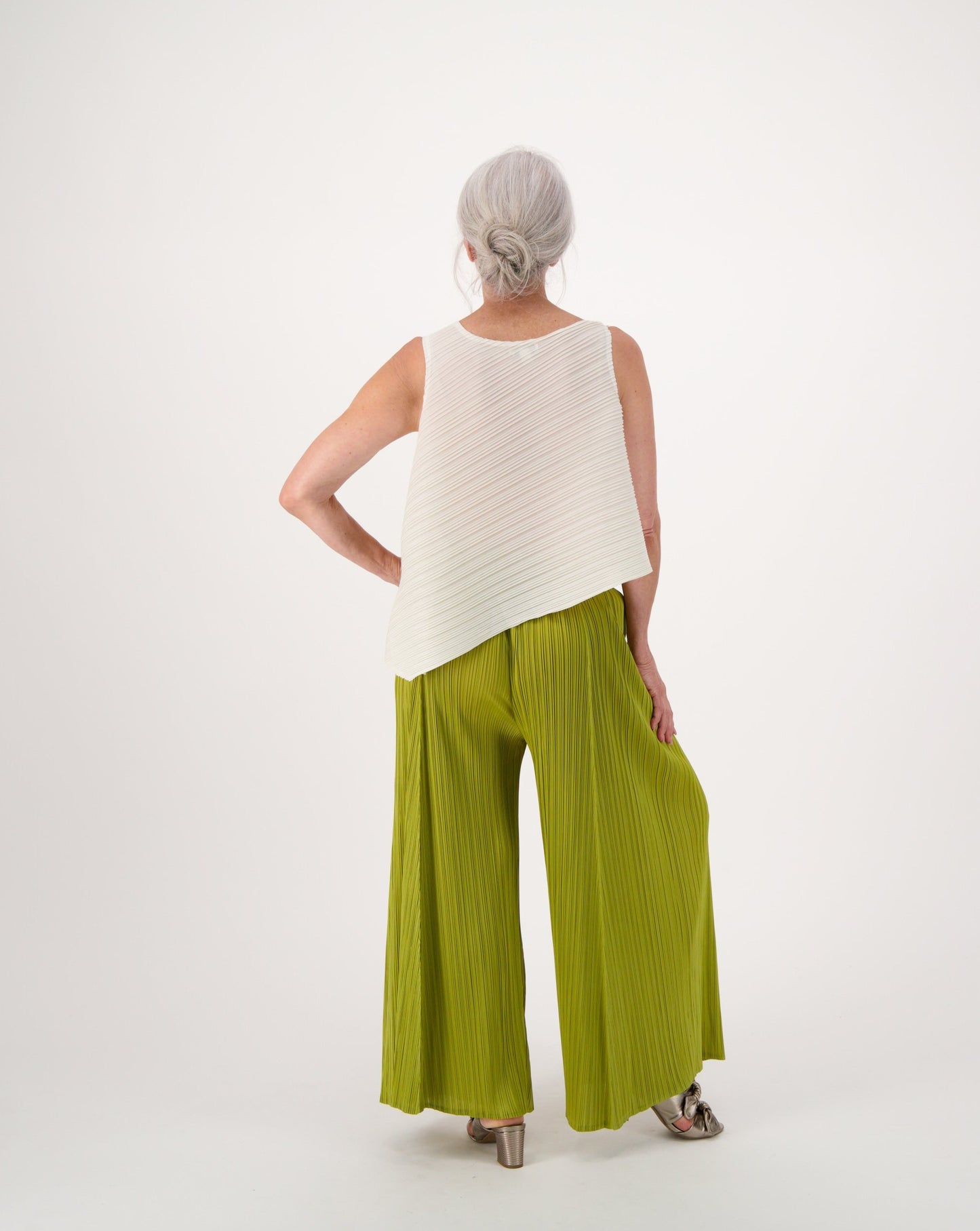 Plissé Pleated Wide Leg Pant