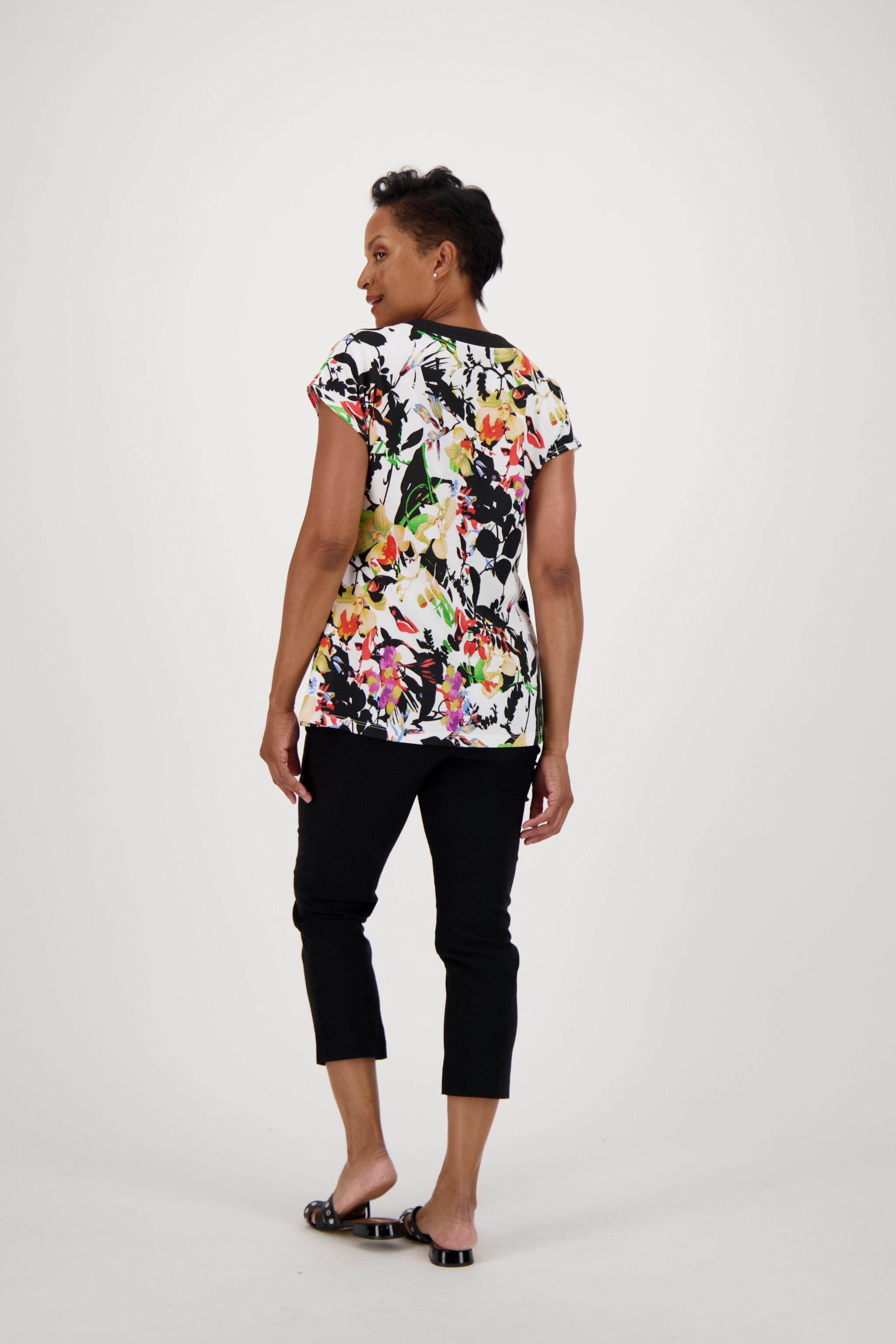 Short Sleeve Top with Black Neck Binding
