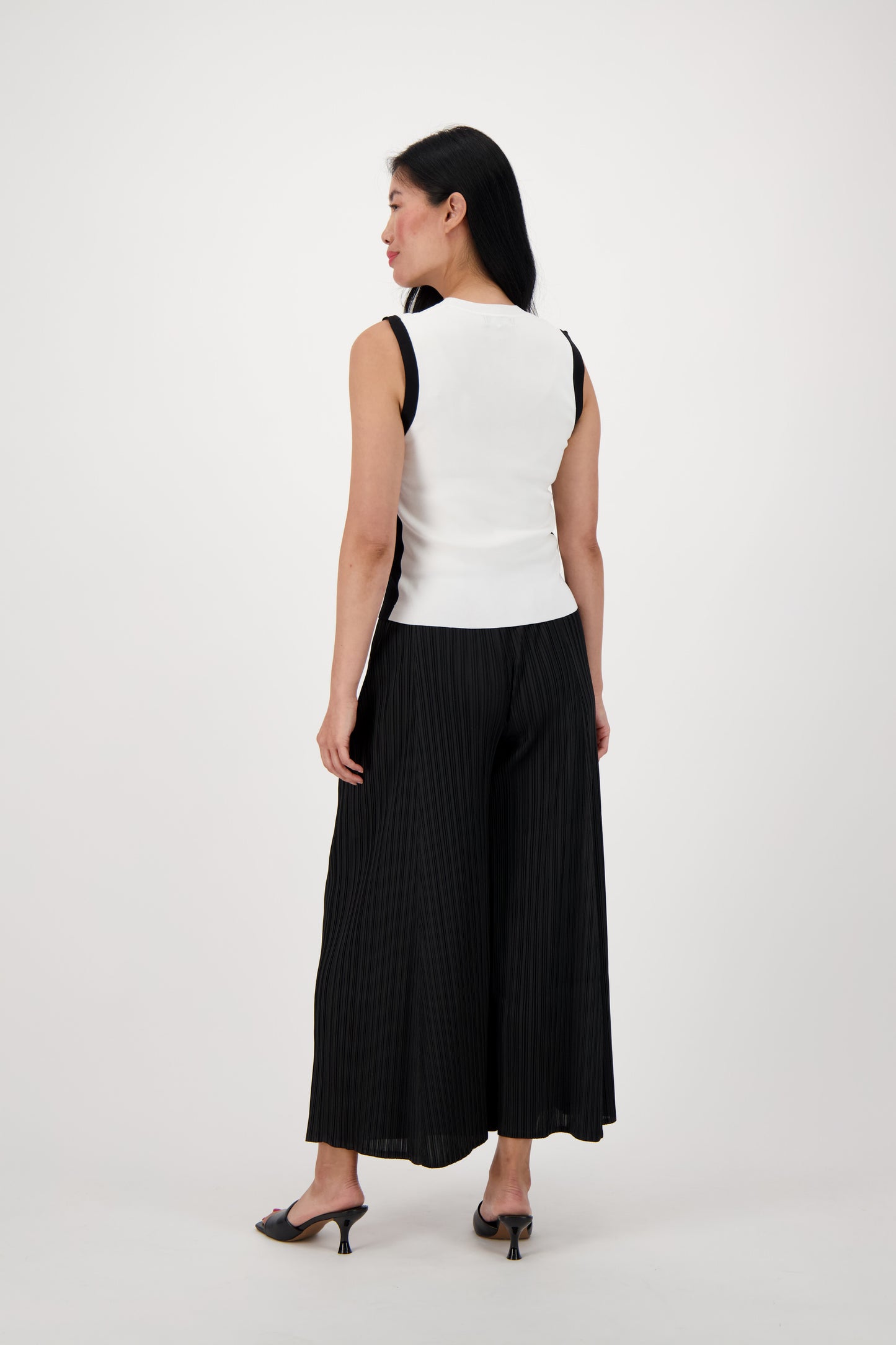 Plissé Pleated Wide Leg Pant