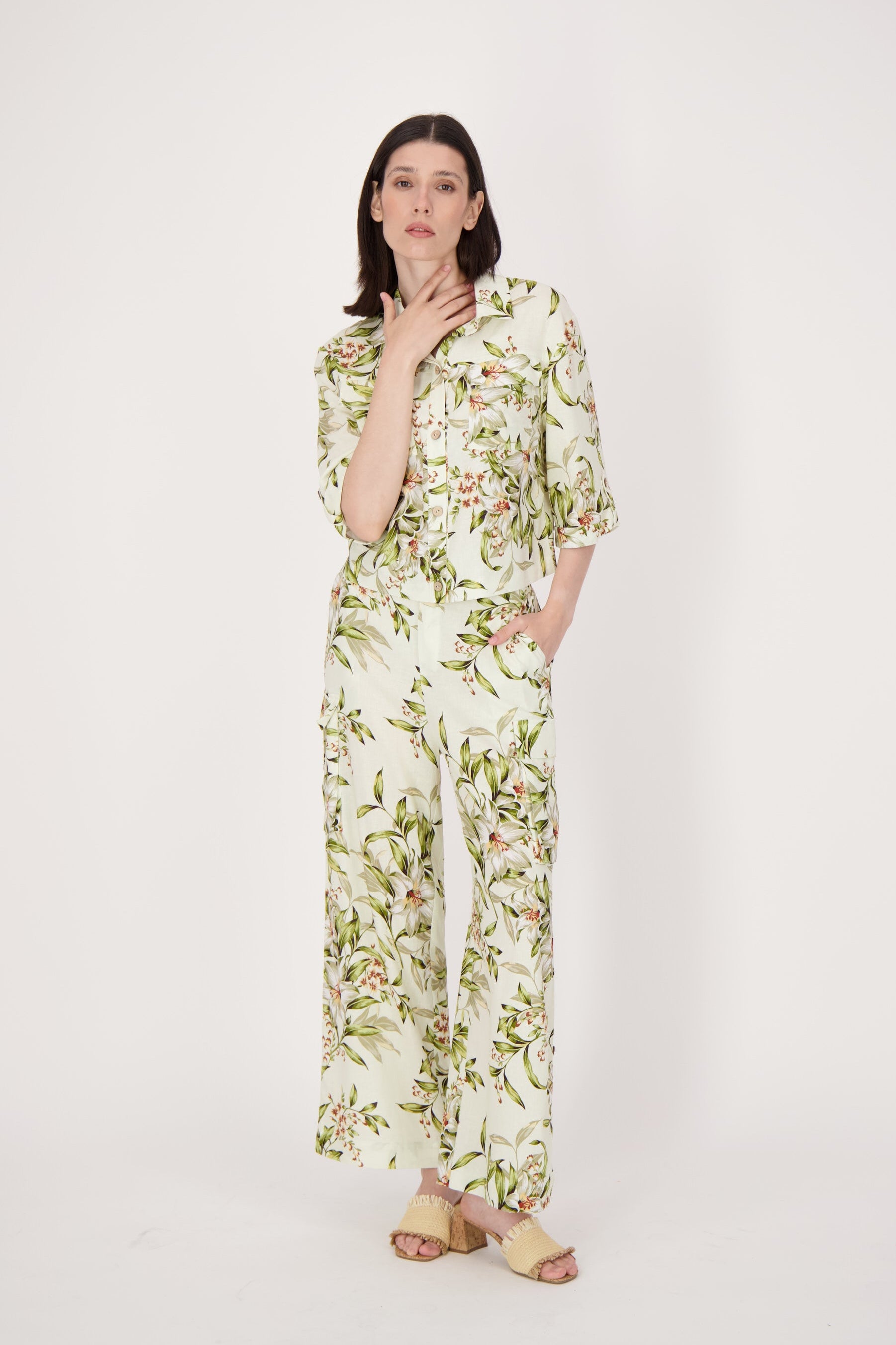 Wide Leg Cargo Pant