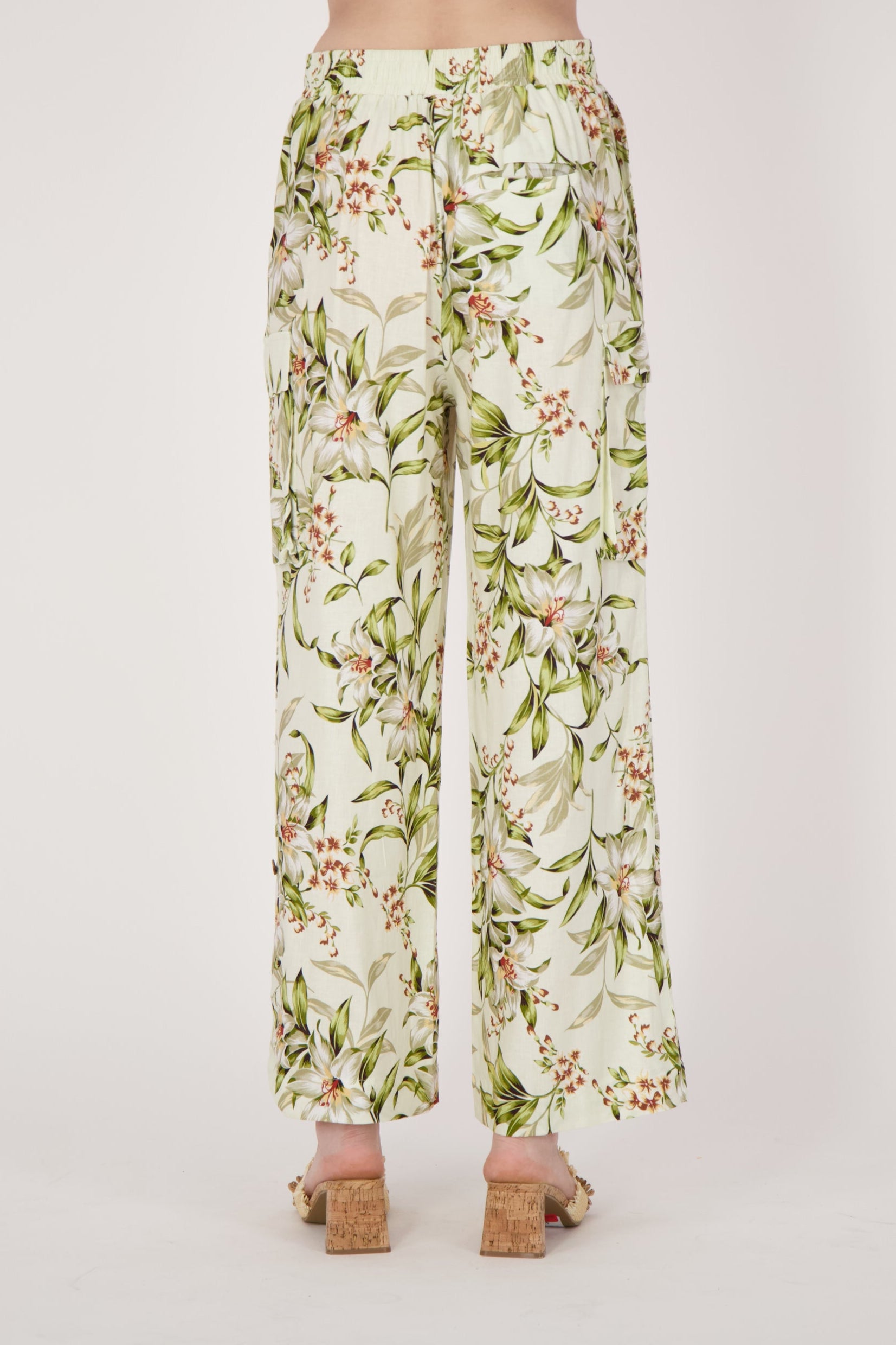Wide Leg Cargo Pant