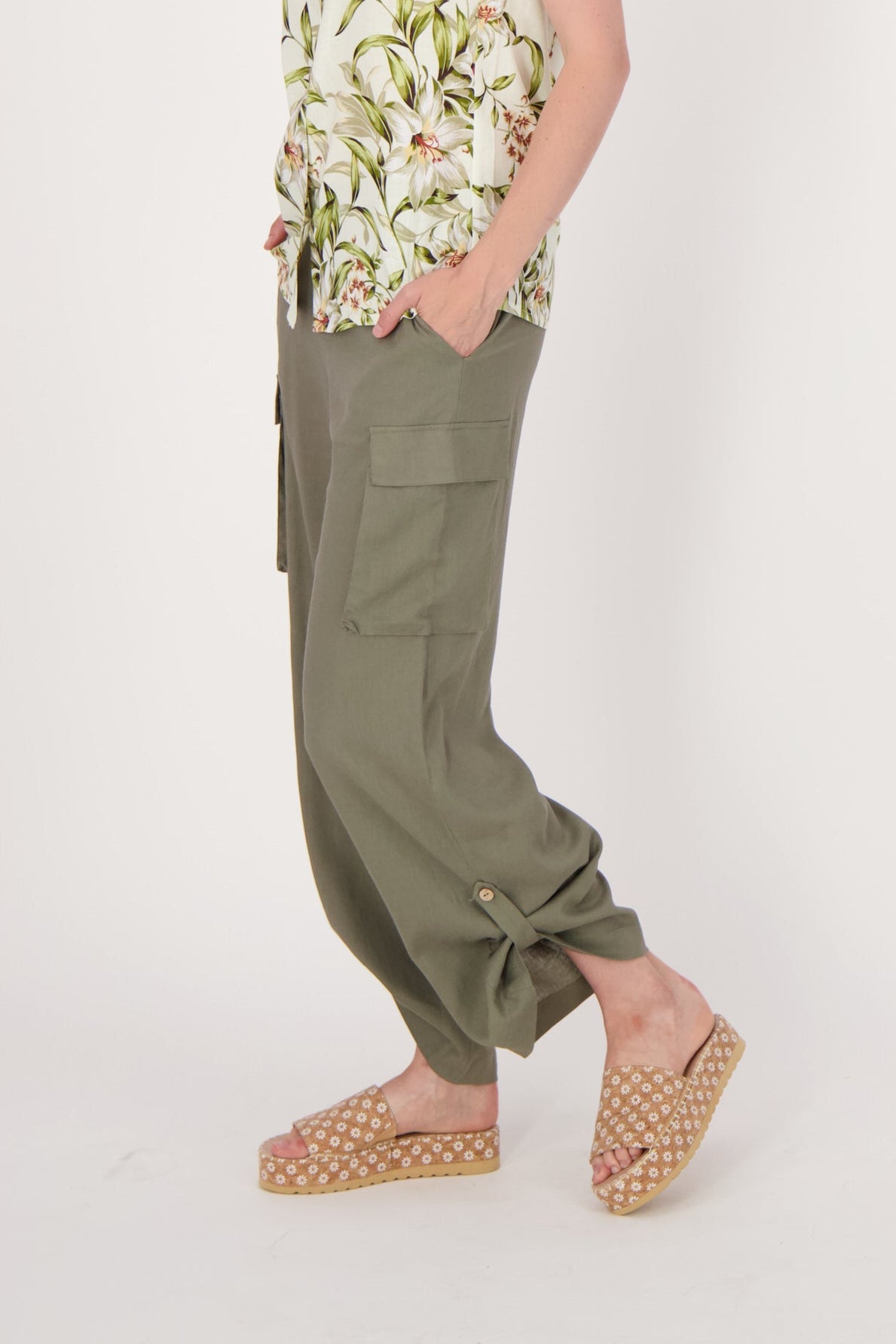 Wide Leg Cargo Pant