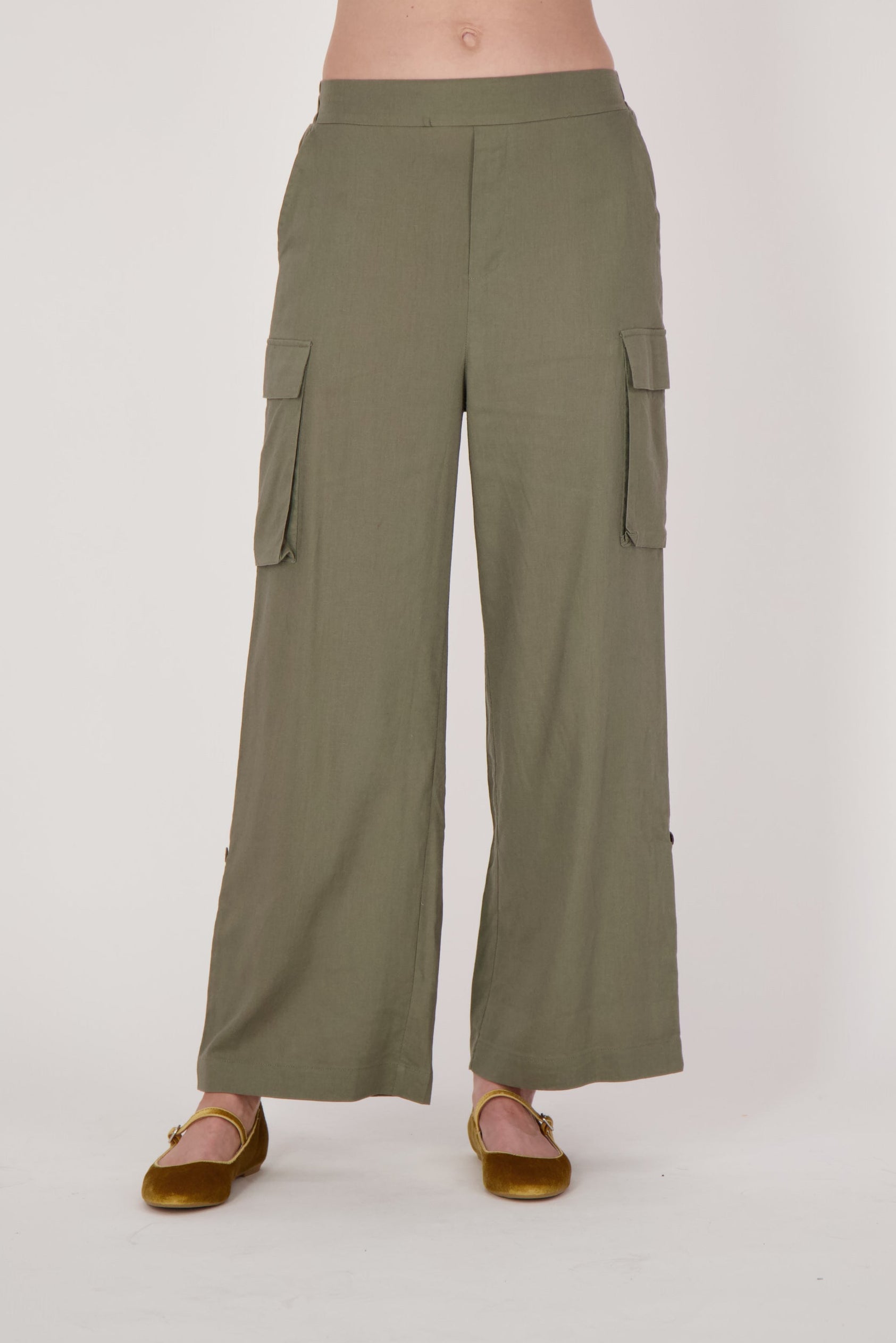 Wide Leg Cargo Pant