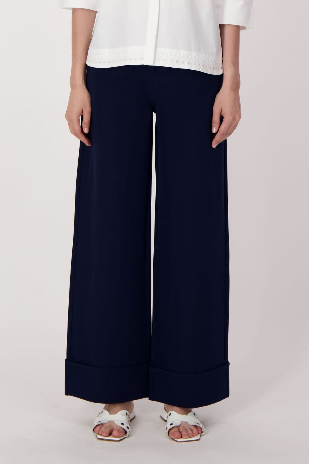 Wide Cuff Basic Essential Pant
