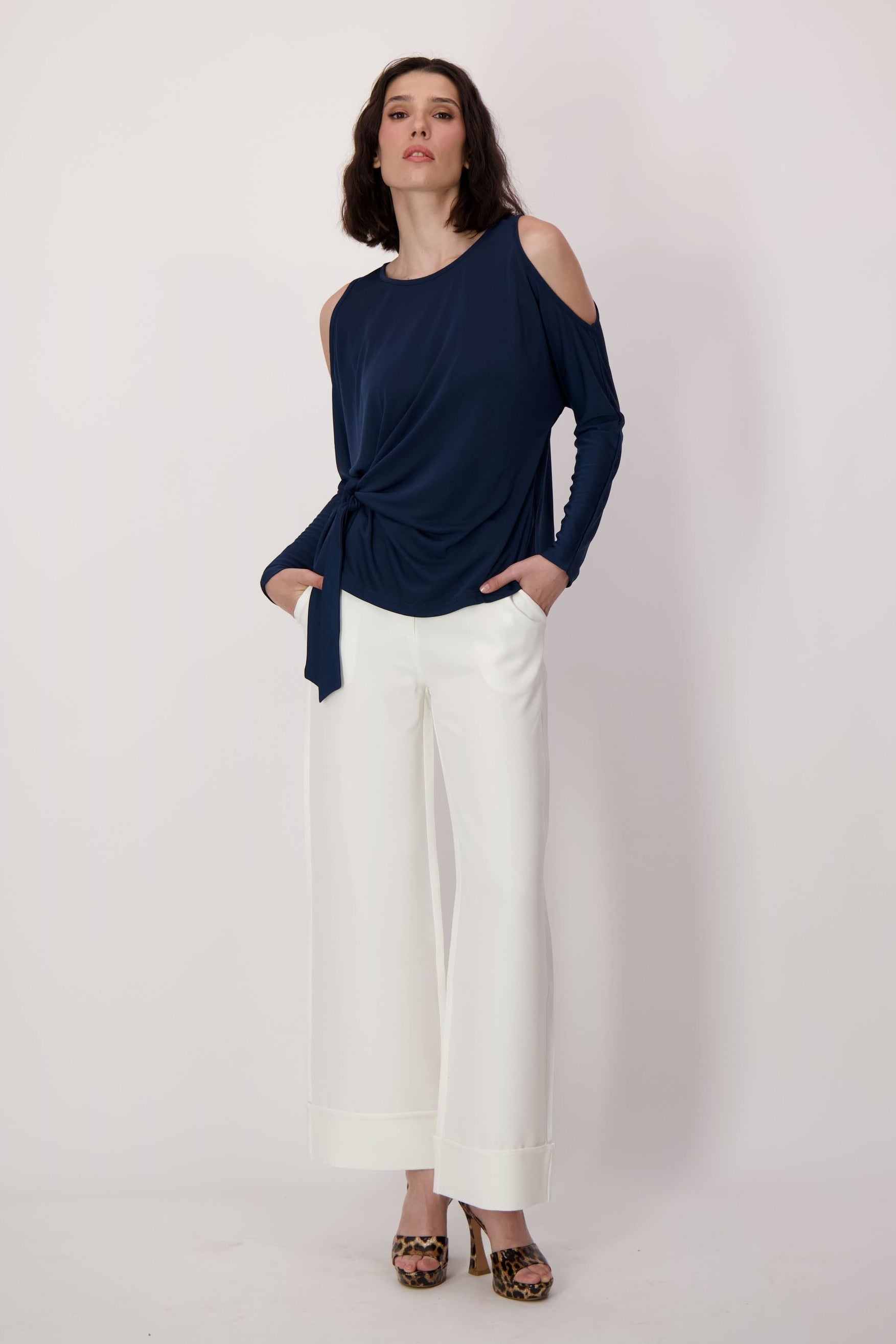 Wide Cuff Basic Essential Pant