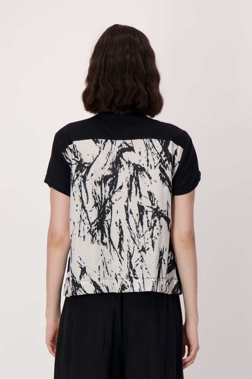 Jacquard Back V-Neck Cotton-Linen Top