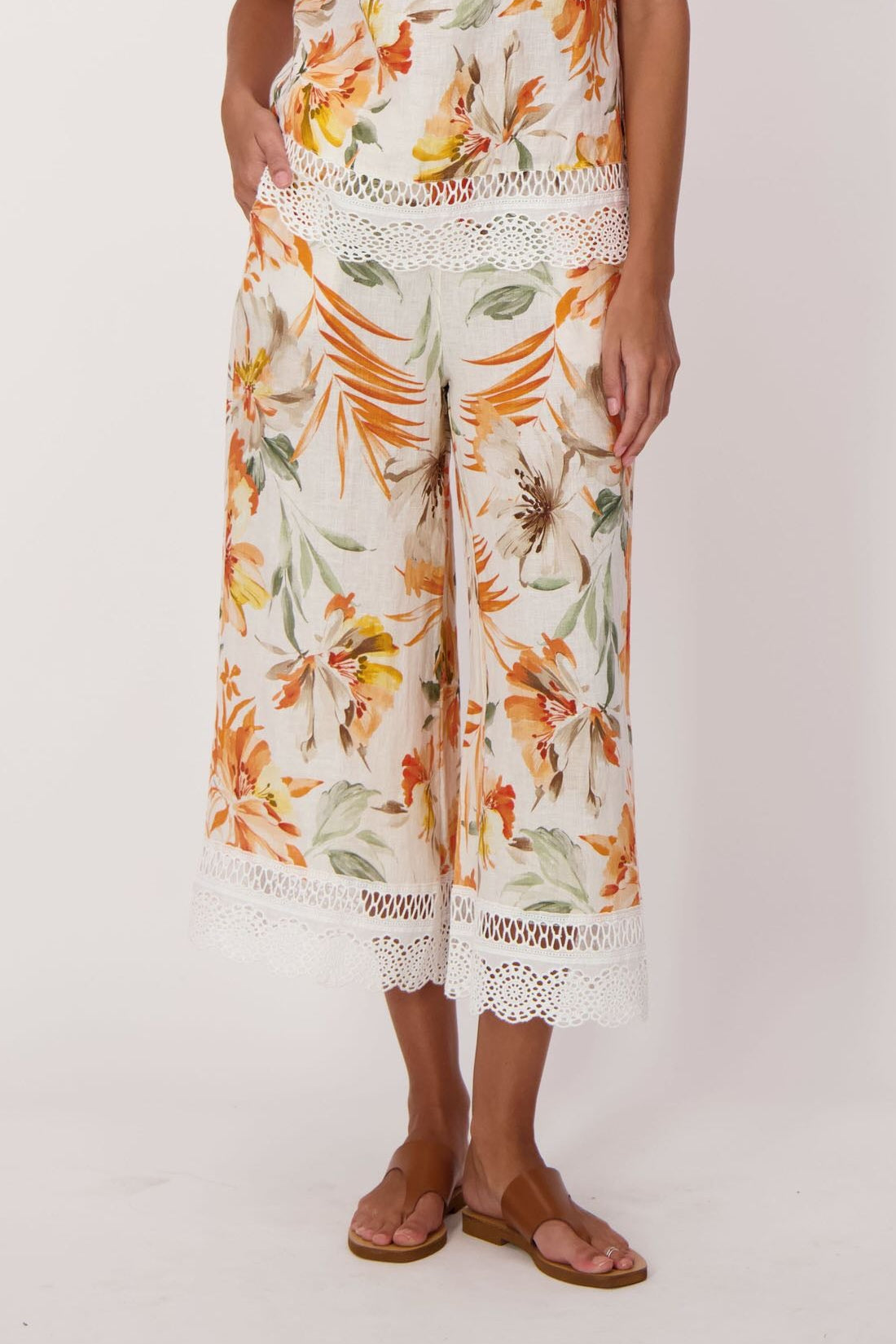 Sunset Palm Lace Hem Linen Capri