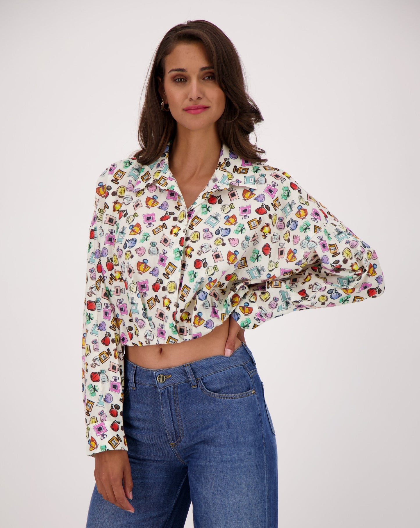 Parfum Long Sleeve Cropped Button Up Shirt