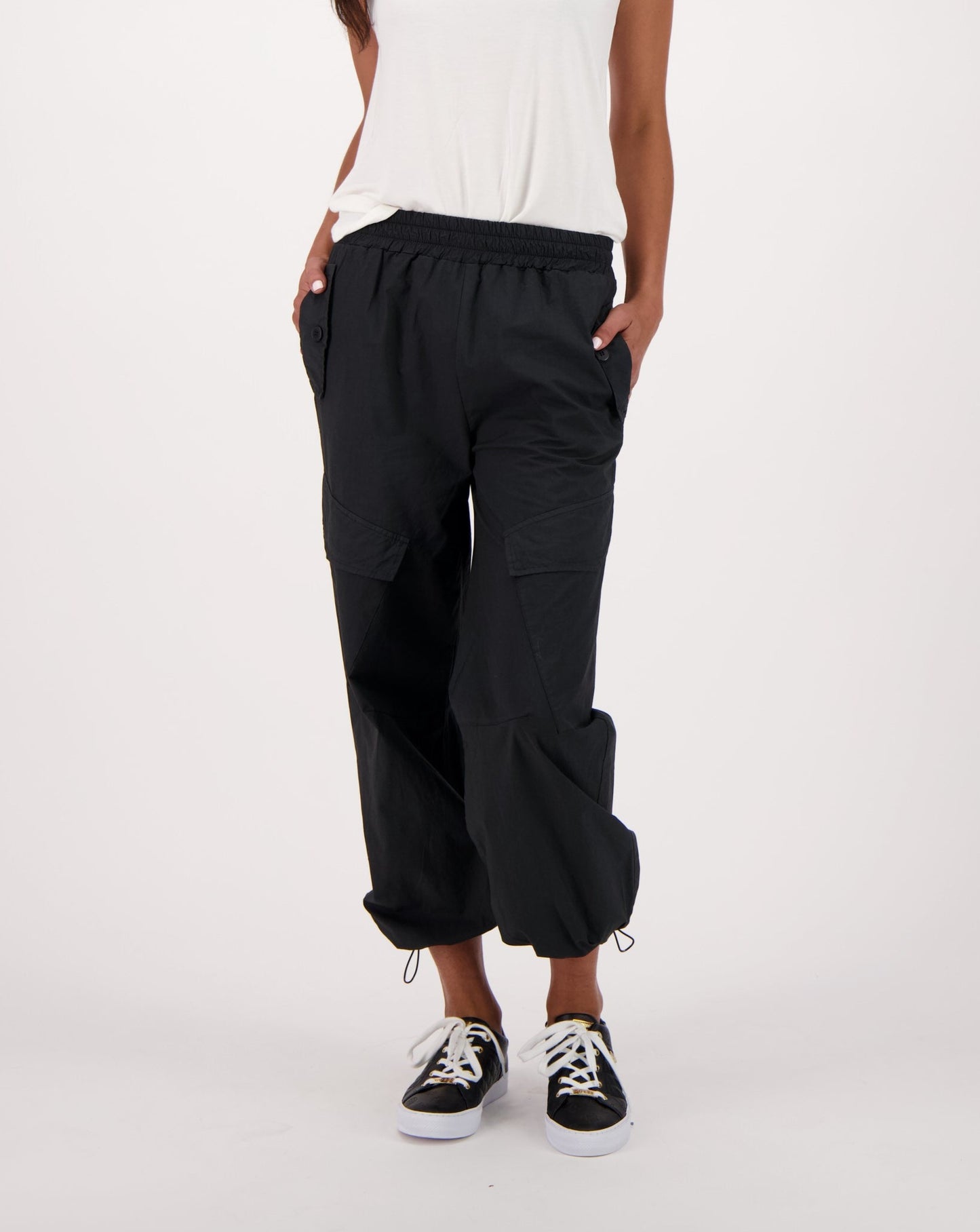 Loose Fit Drawstring Hem Pants