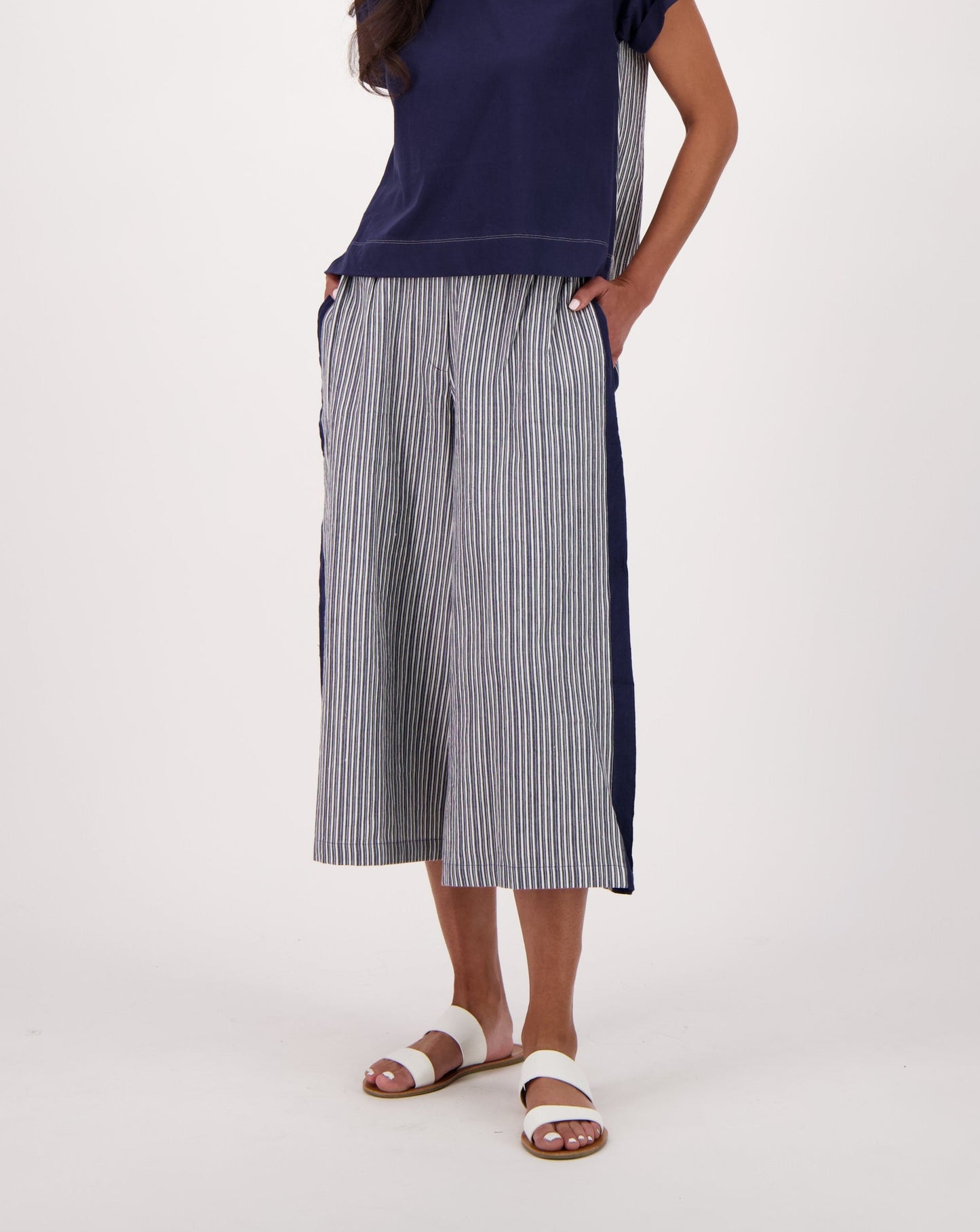 Madras Linen Blend Indigo Wide Leg Cropped Pant