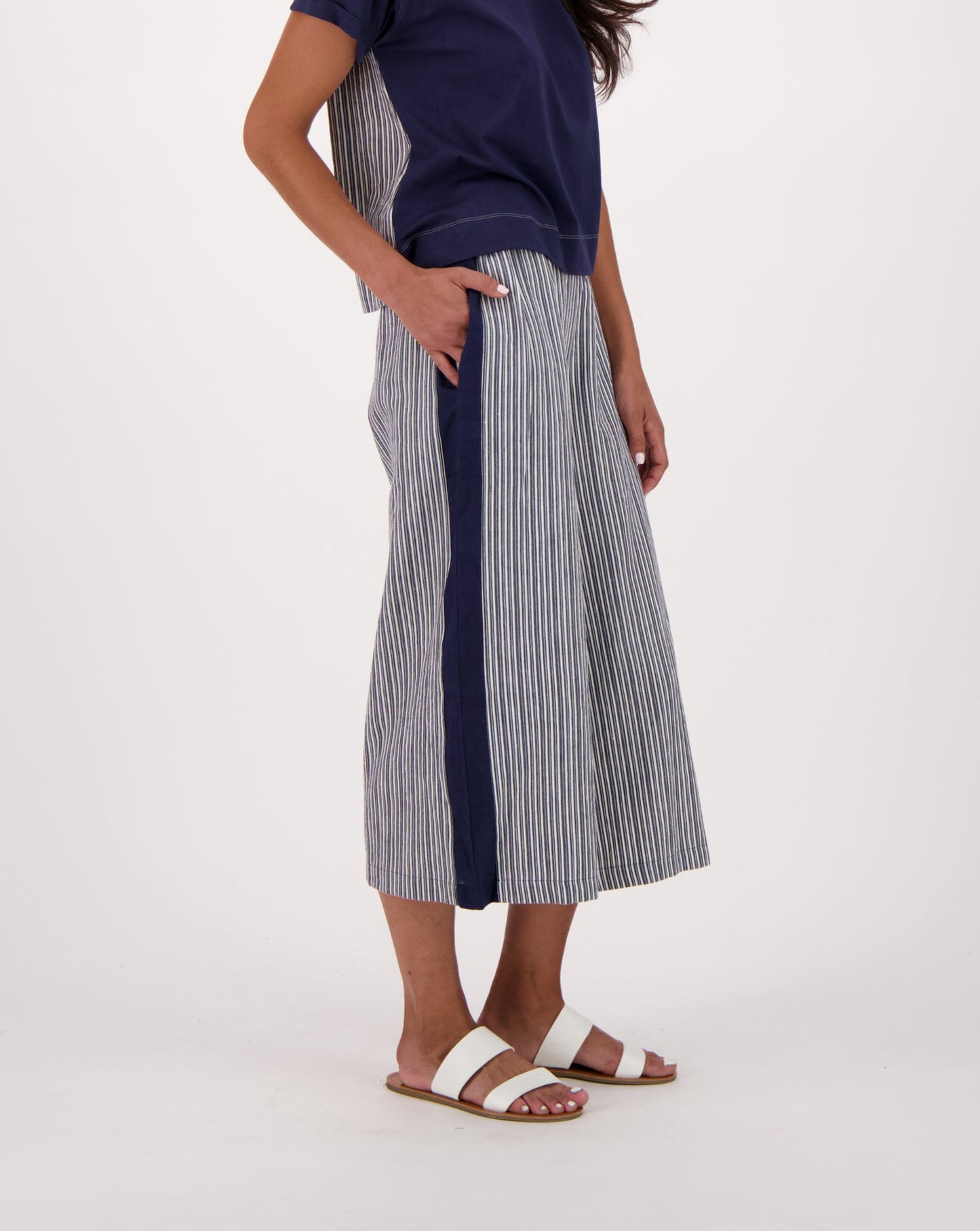 Madras Linen Blend Indigo Wide Leg Cropped Pant