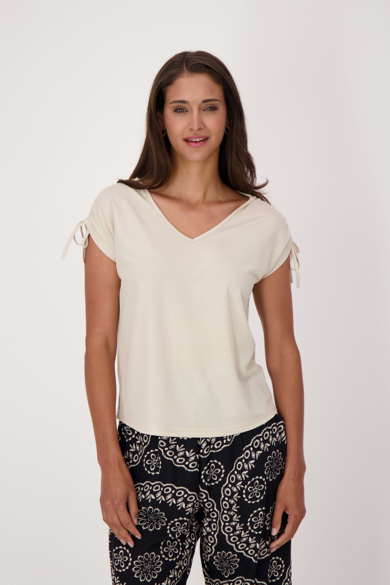 T-Shirt With Ruched Sleeves
