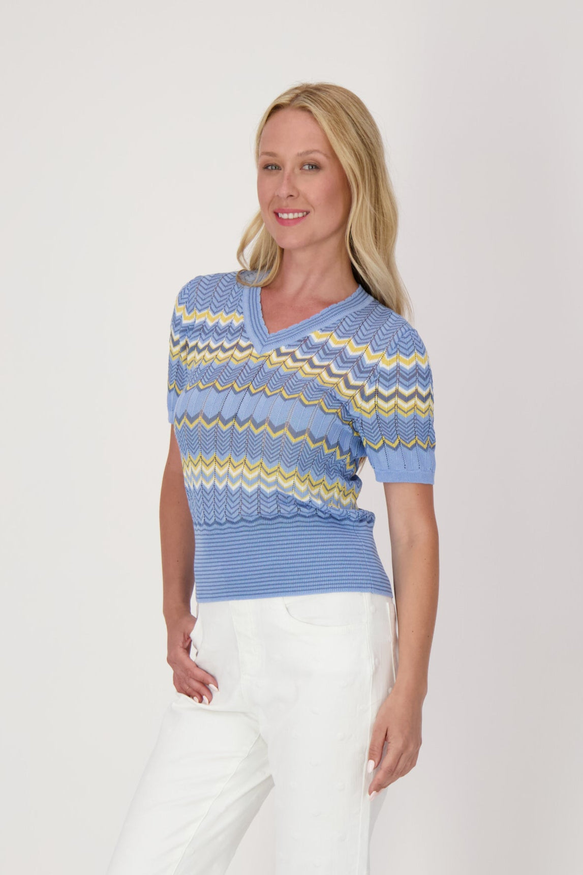 Blue Chevron Multi-Coloured Yarn Sweater