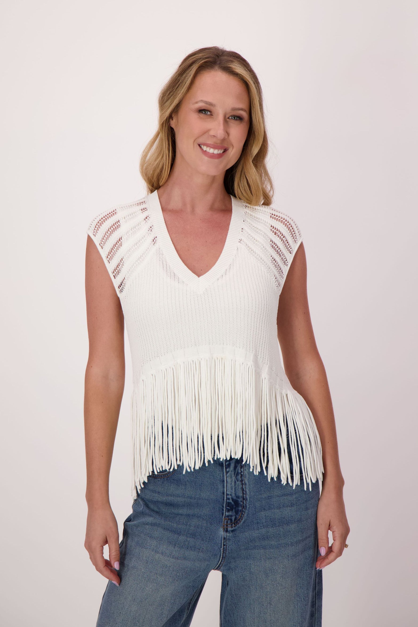 Fringe Hem Sleeveless Sweater