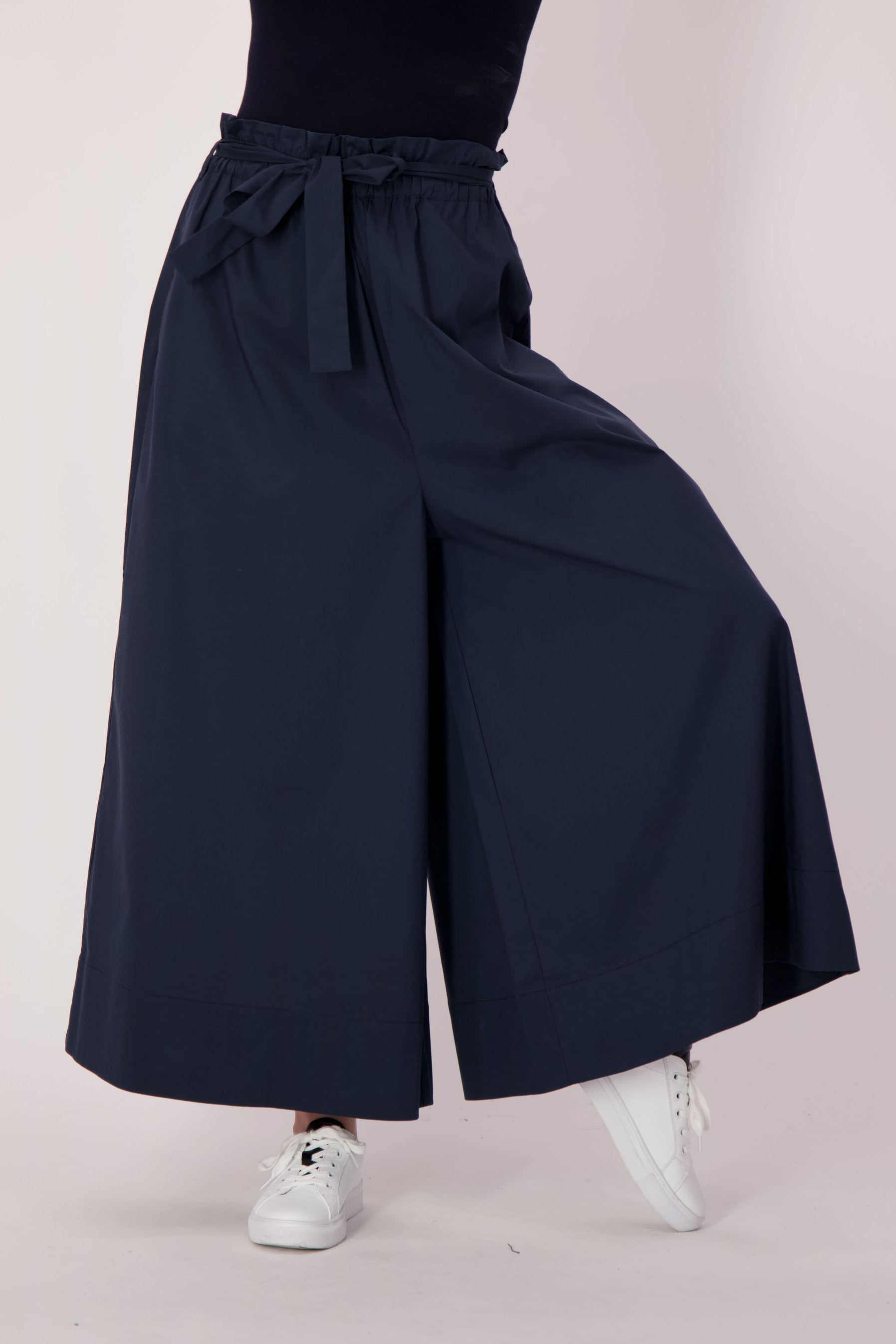 Wide Leg Cotton-Blend Pant