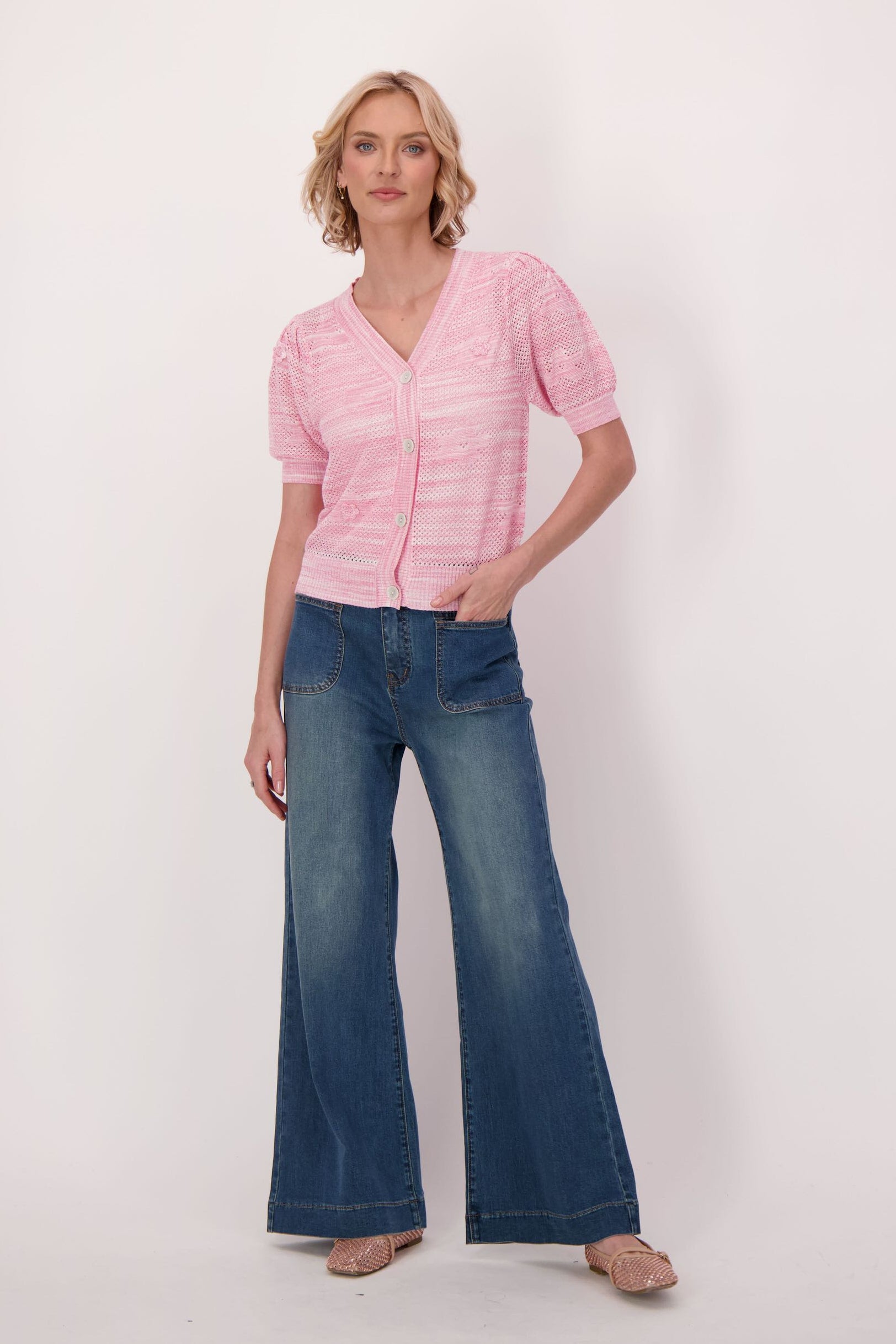 Flower Applique Short Sleeve Cardigan