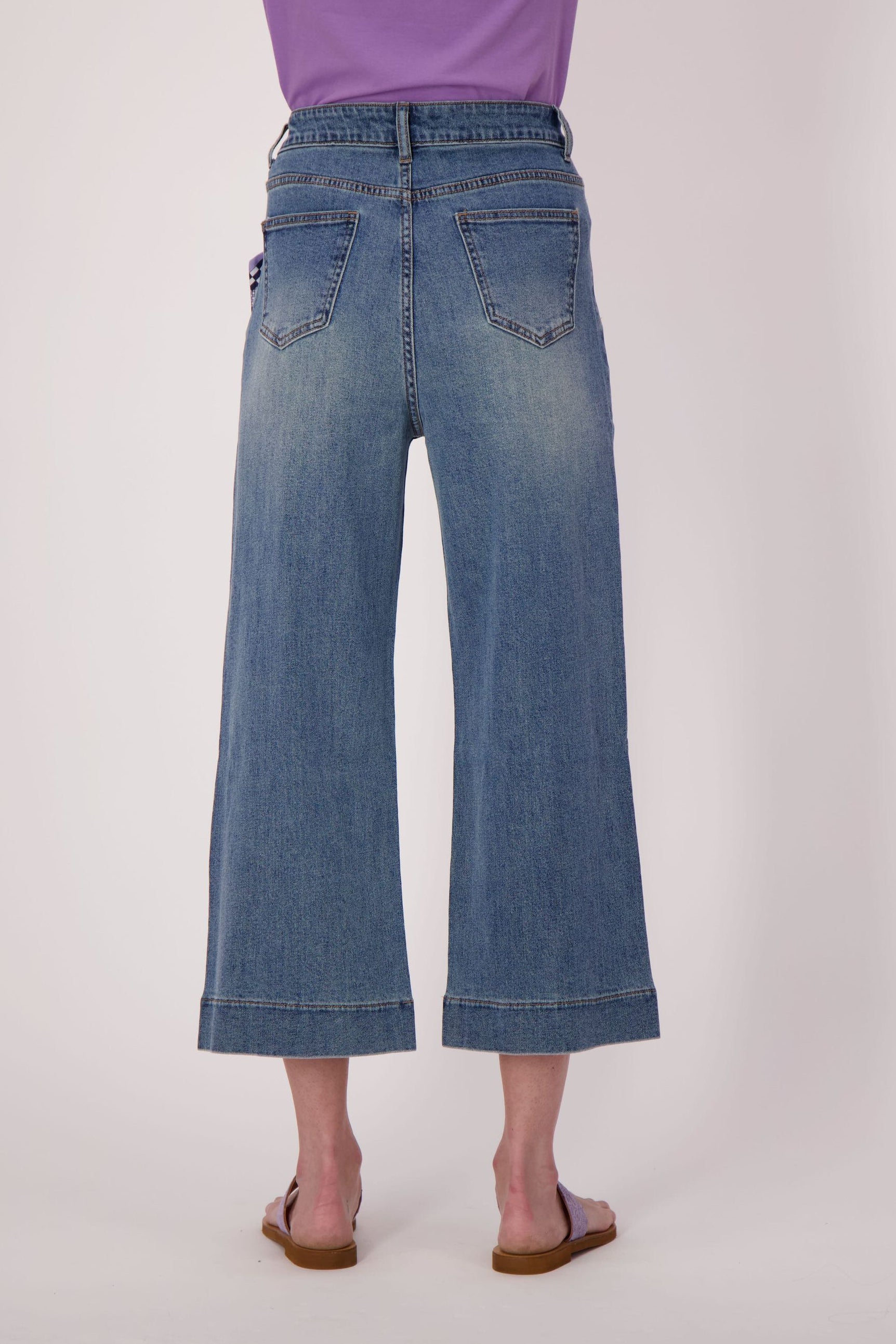 Capri Jean With Removable Scarf