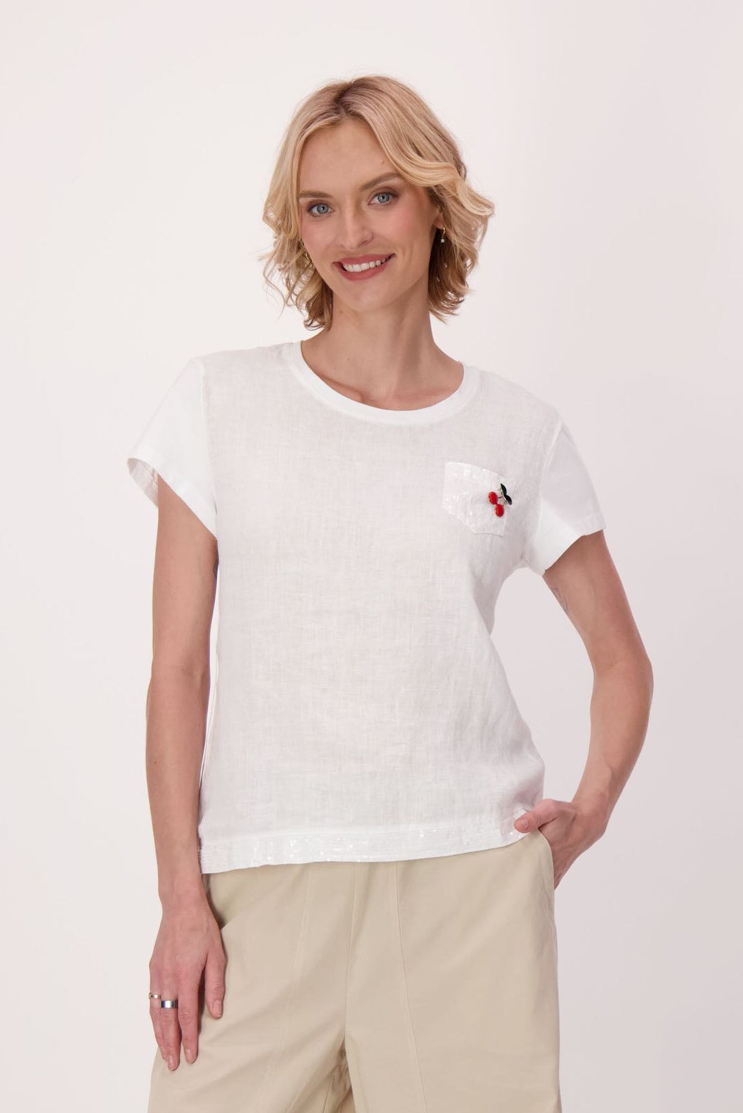 Linen-Cotton T-Shirt With Cherry Broach