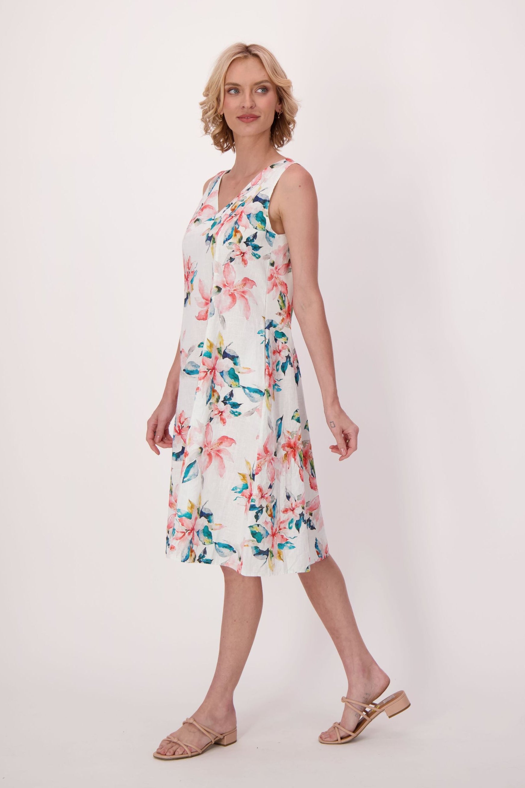 Clematis V-Neck Linen-Cotton Swing Dress