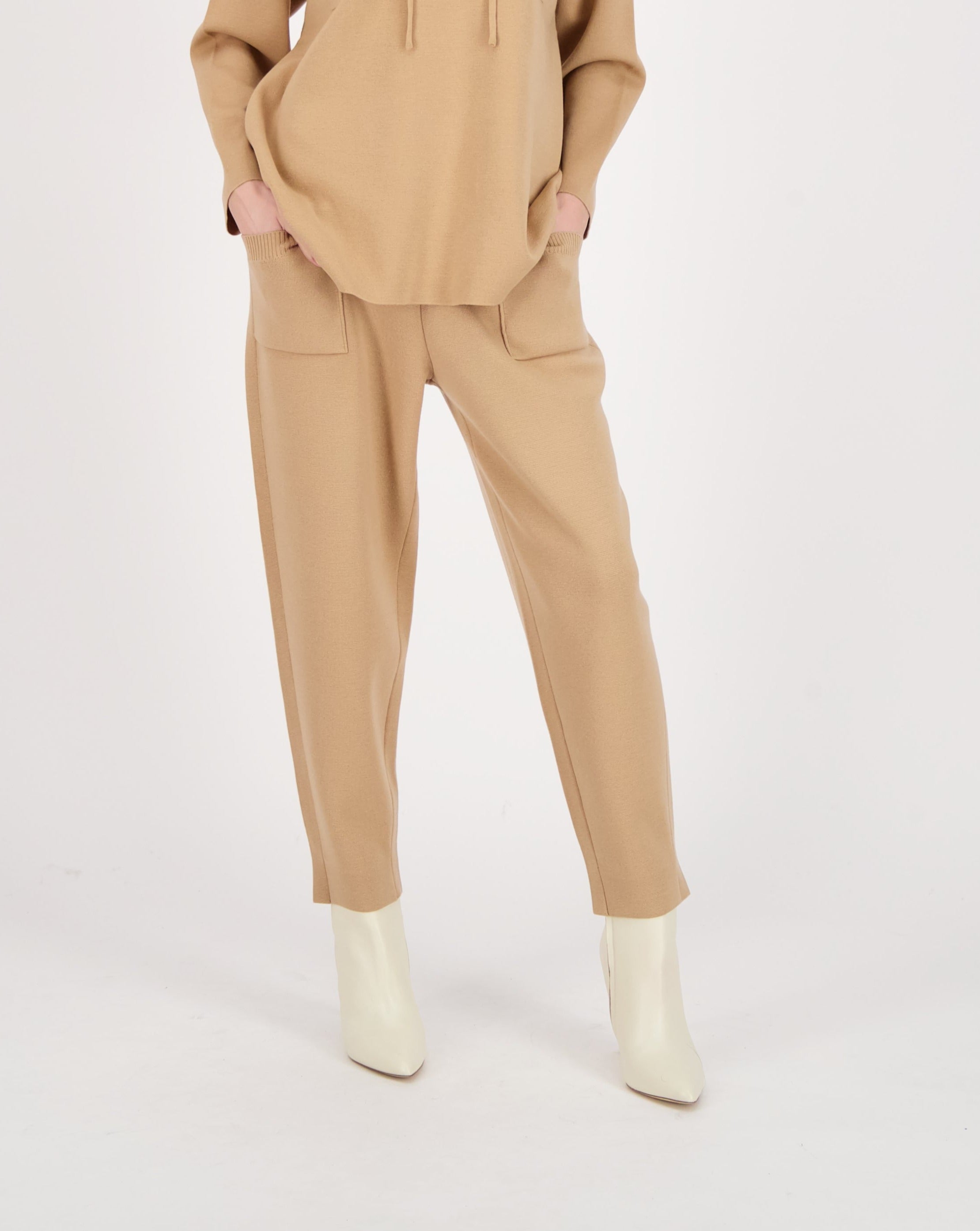 Patch Pocket Knit Pant