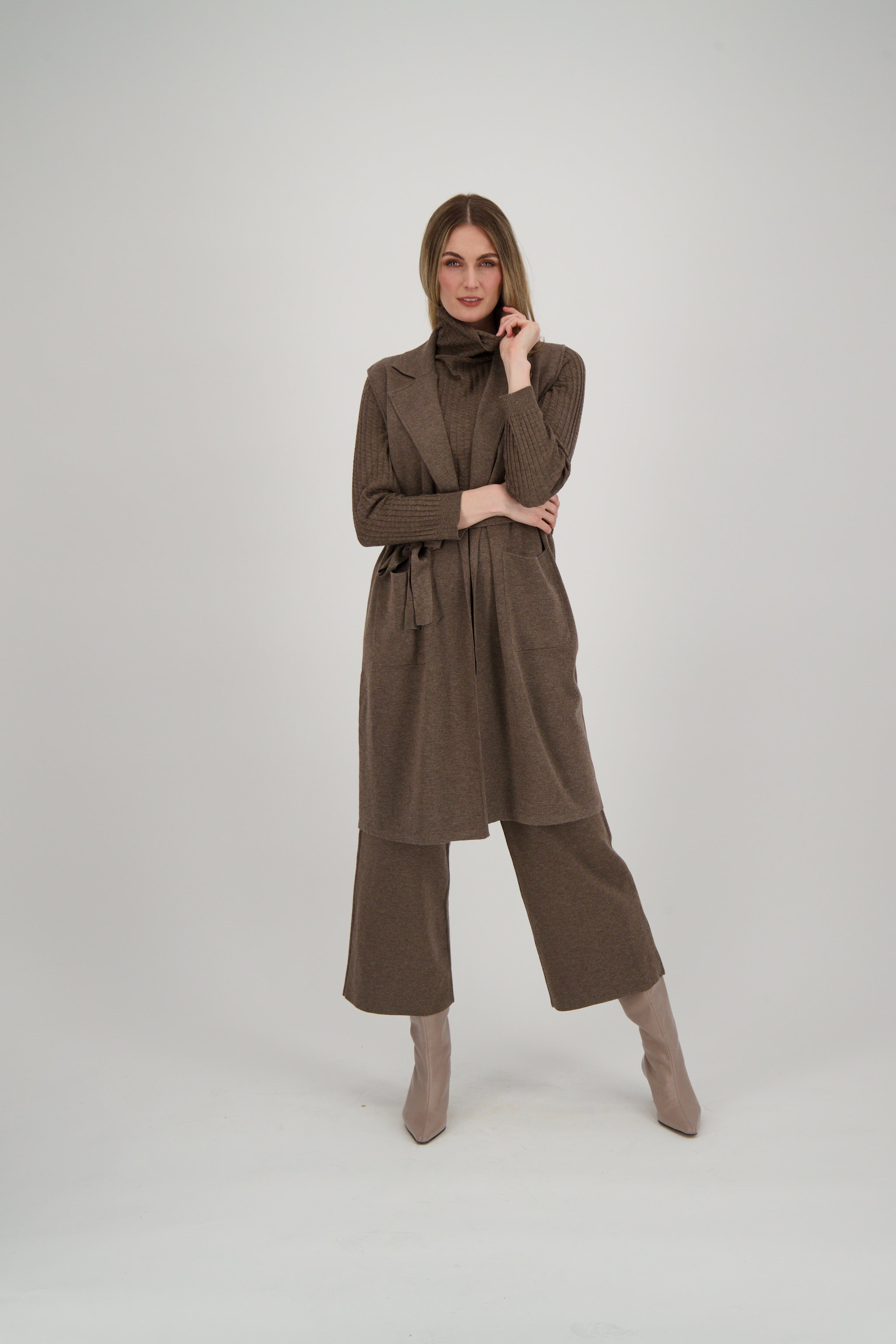 Notch Collar Knit Vest