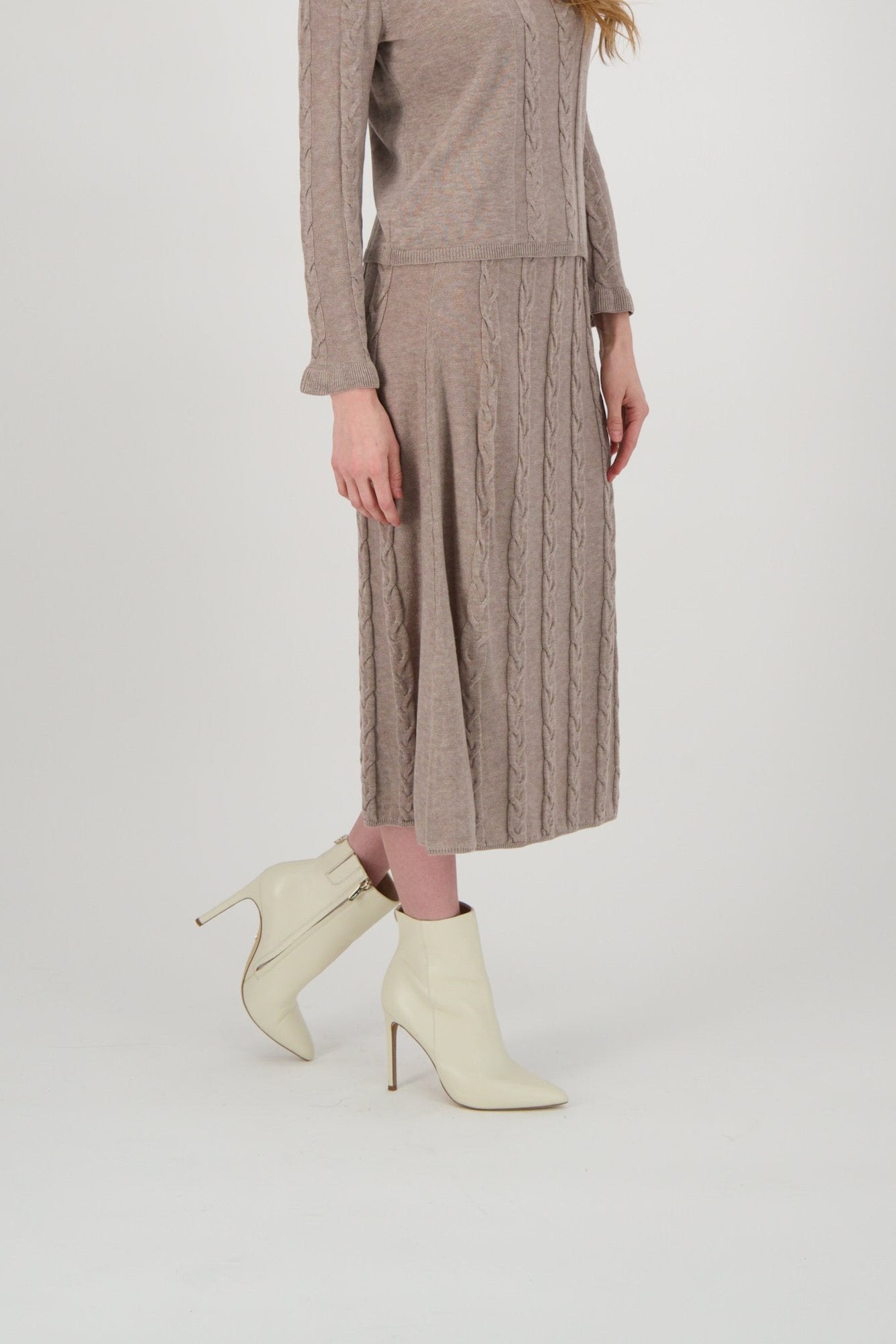 Pleated Cable Knit Skirt