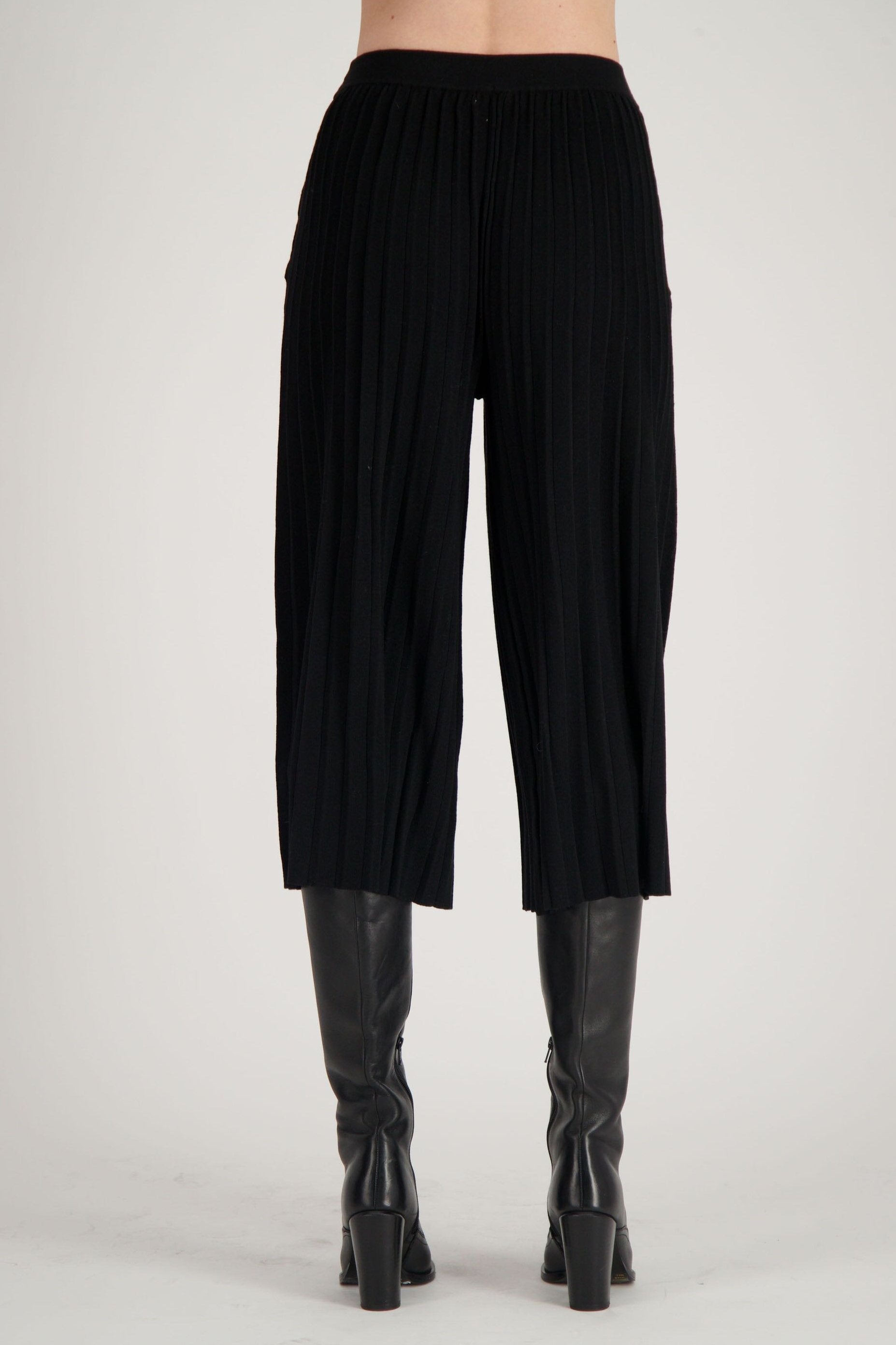 Ribbed Knit Culotte Pant