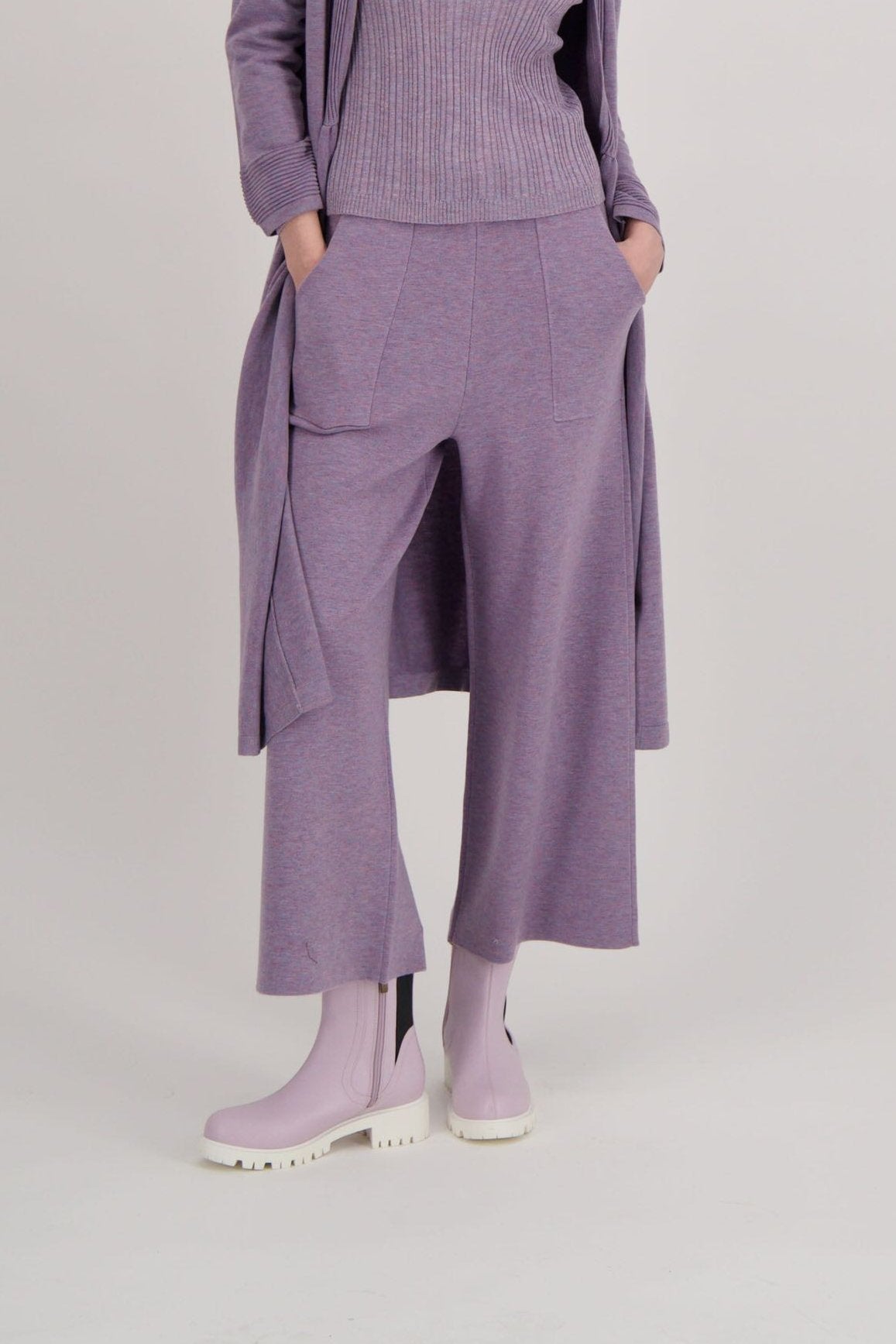 Wide Leg Patch Pocket Knit Pant