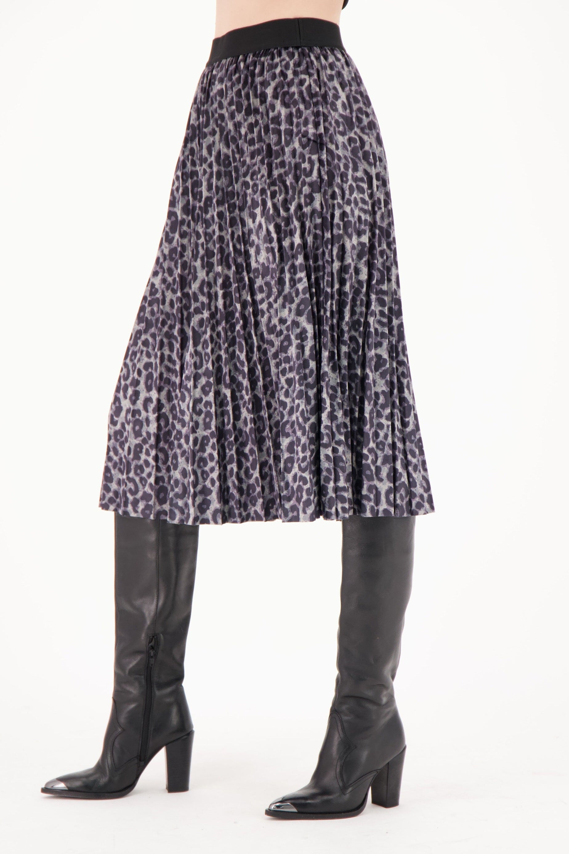 Leopard Velour Pleated Skirt