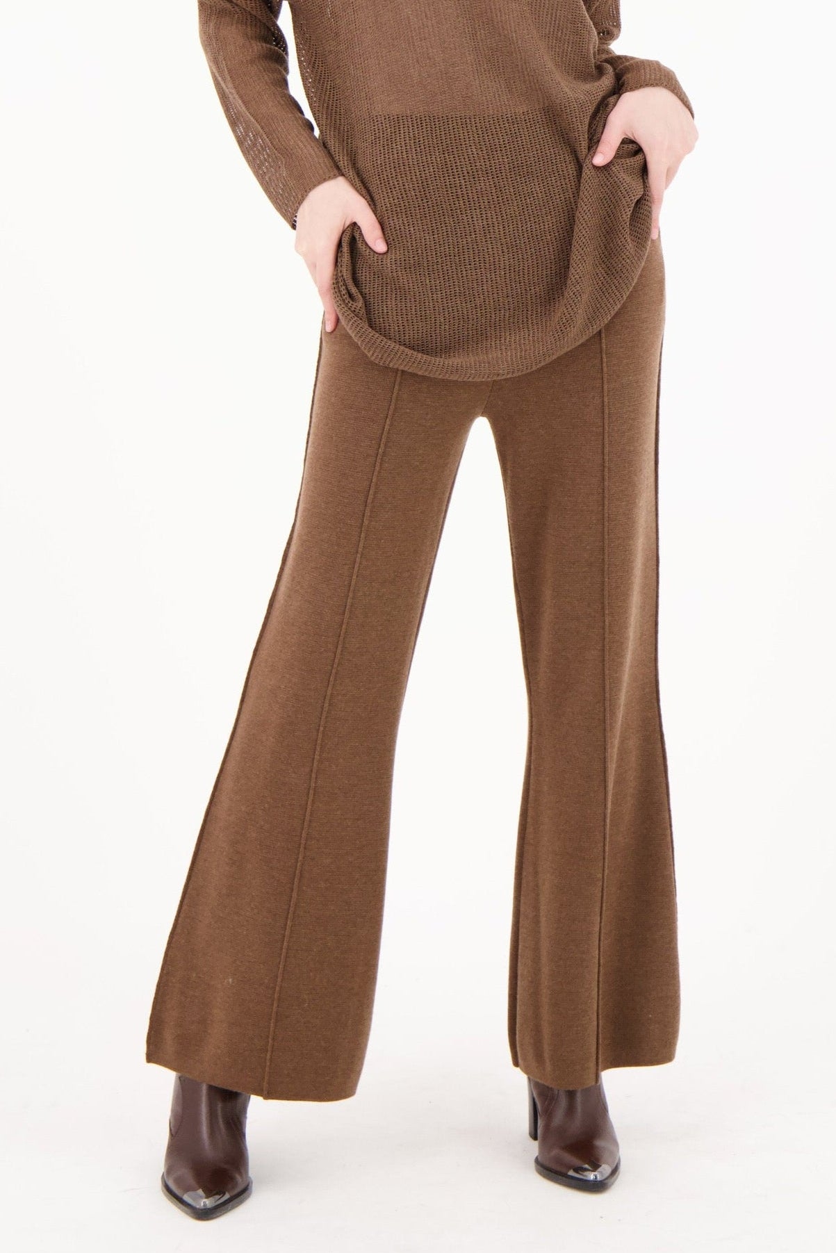 Sweater Knit Pintuck Straight Leg Pant