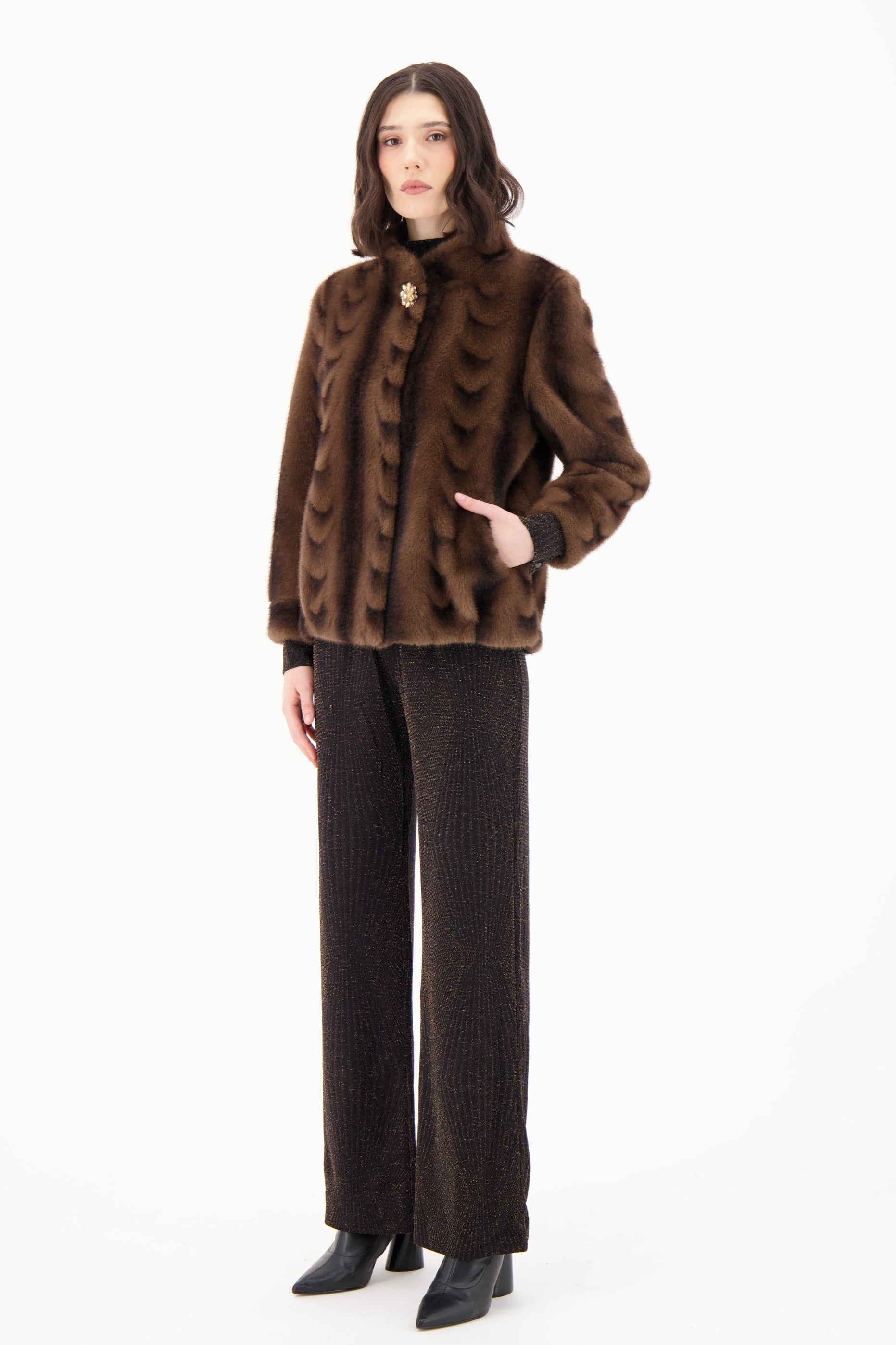 Scallop Faux Fur Mock Neck Vintage Short Jacket