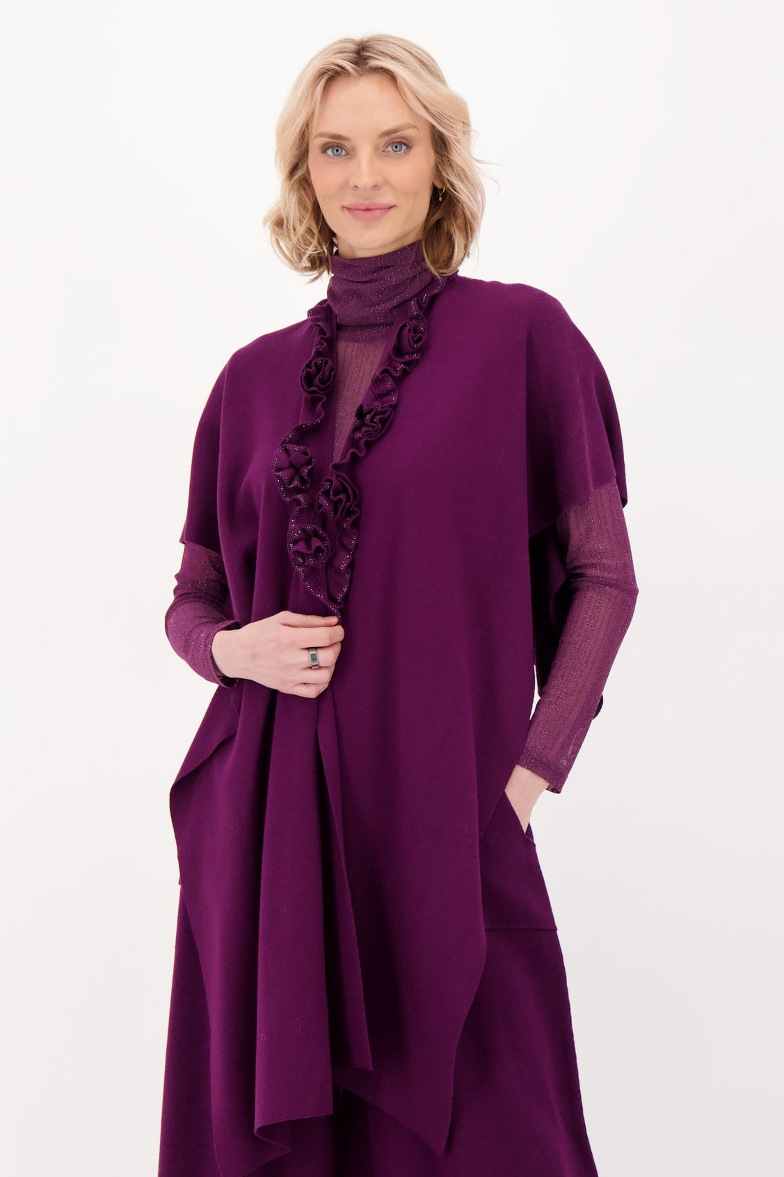 Rosette Hi-Low Shawl