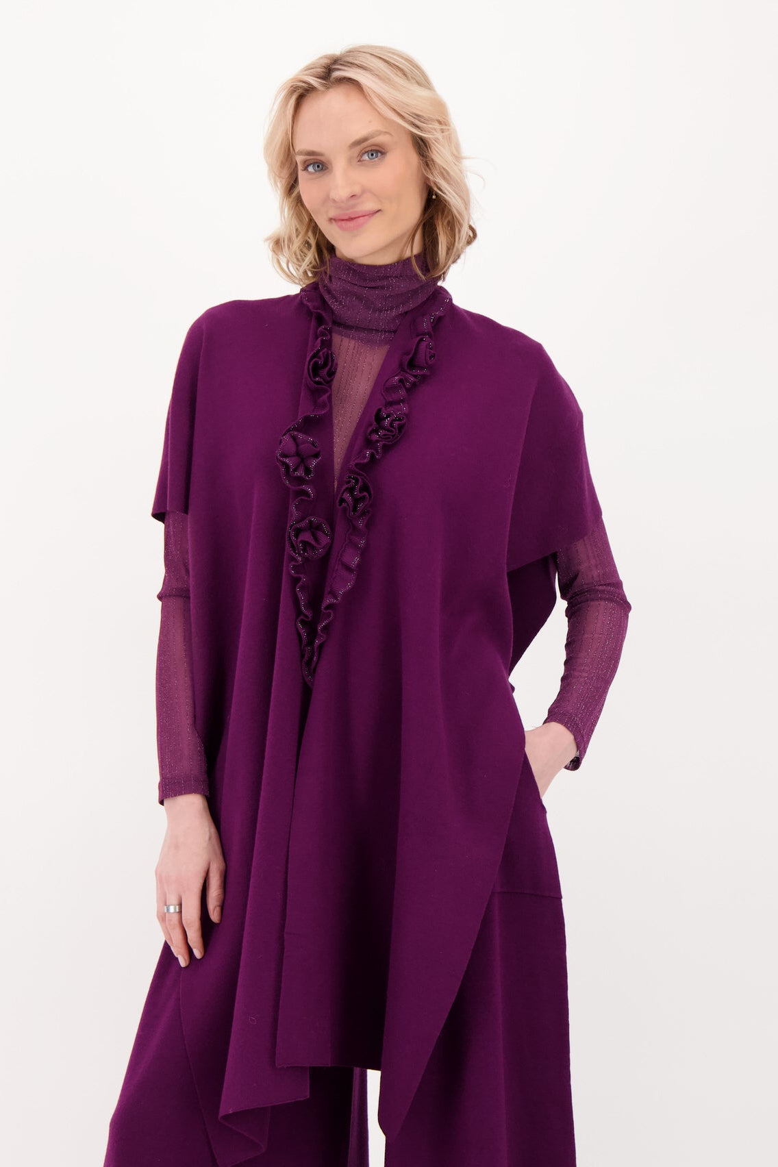 Rosette Hi-Low Shawl