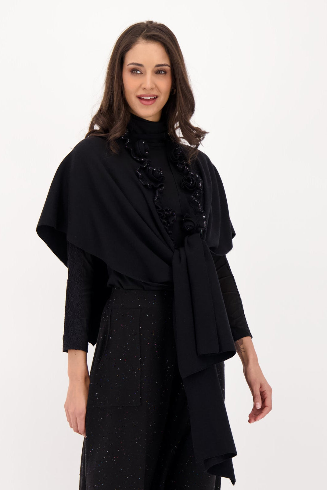 Rosette Hi-Low Shawl