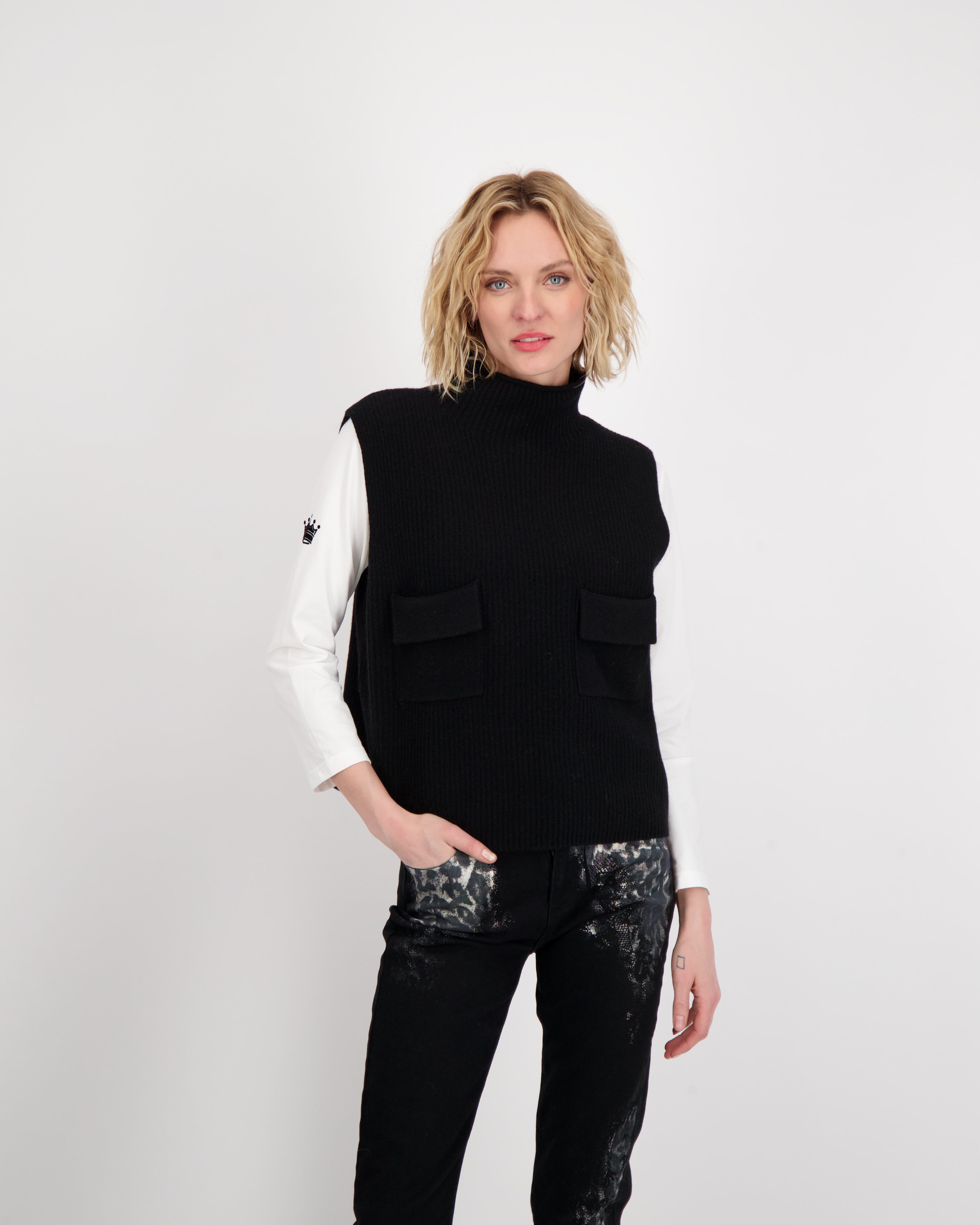 Turtle Neck Knit Sweater