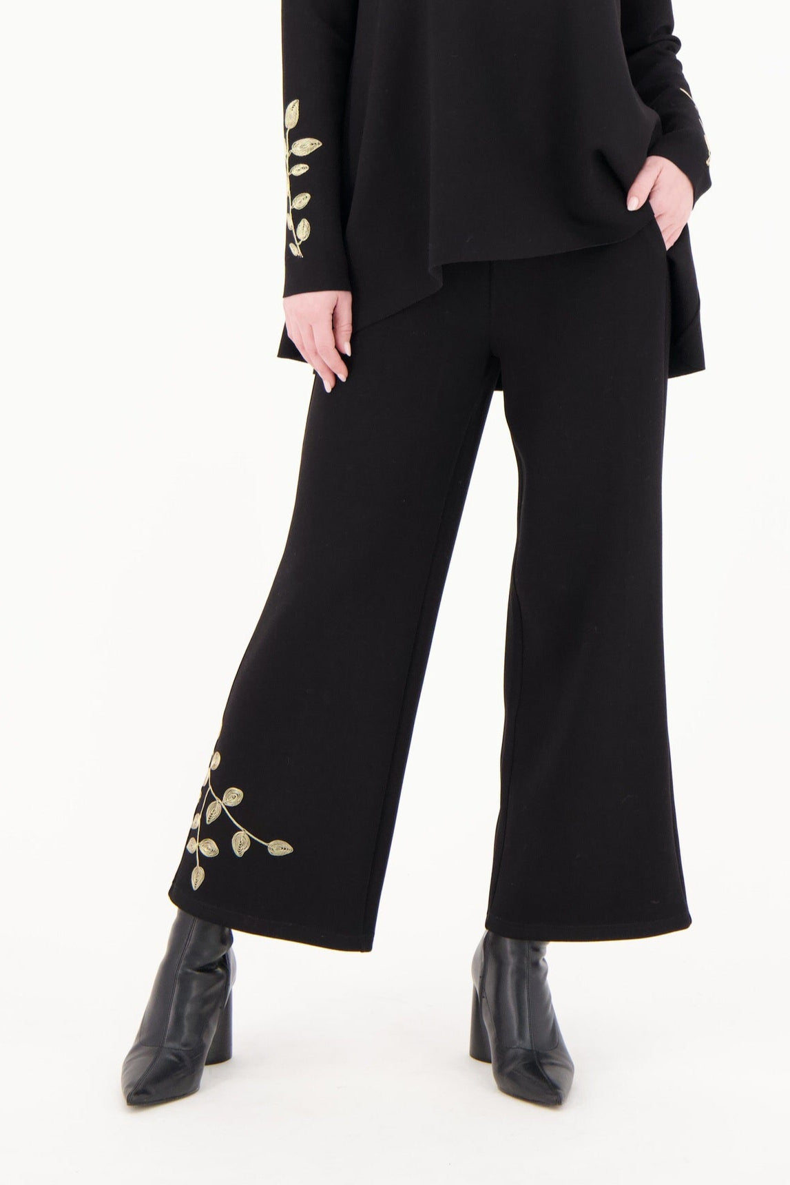 Gold Leaf Embroidered Scuba Pant