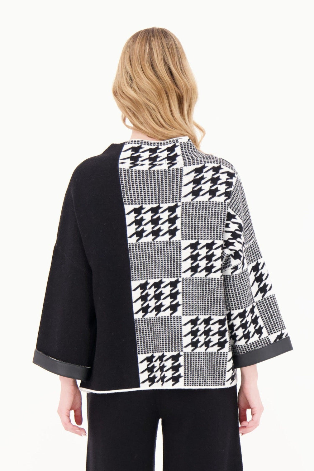 Houndstooth Loose Fit PU Cuffed Sweater Top