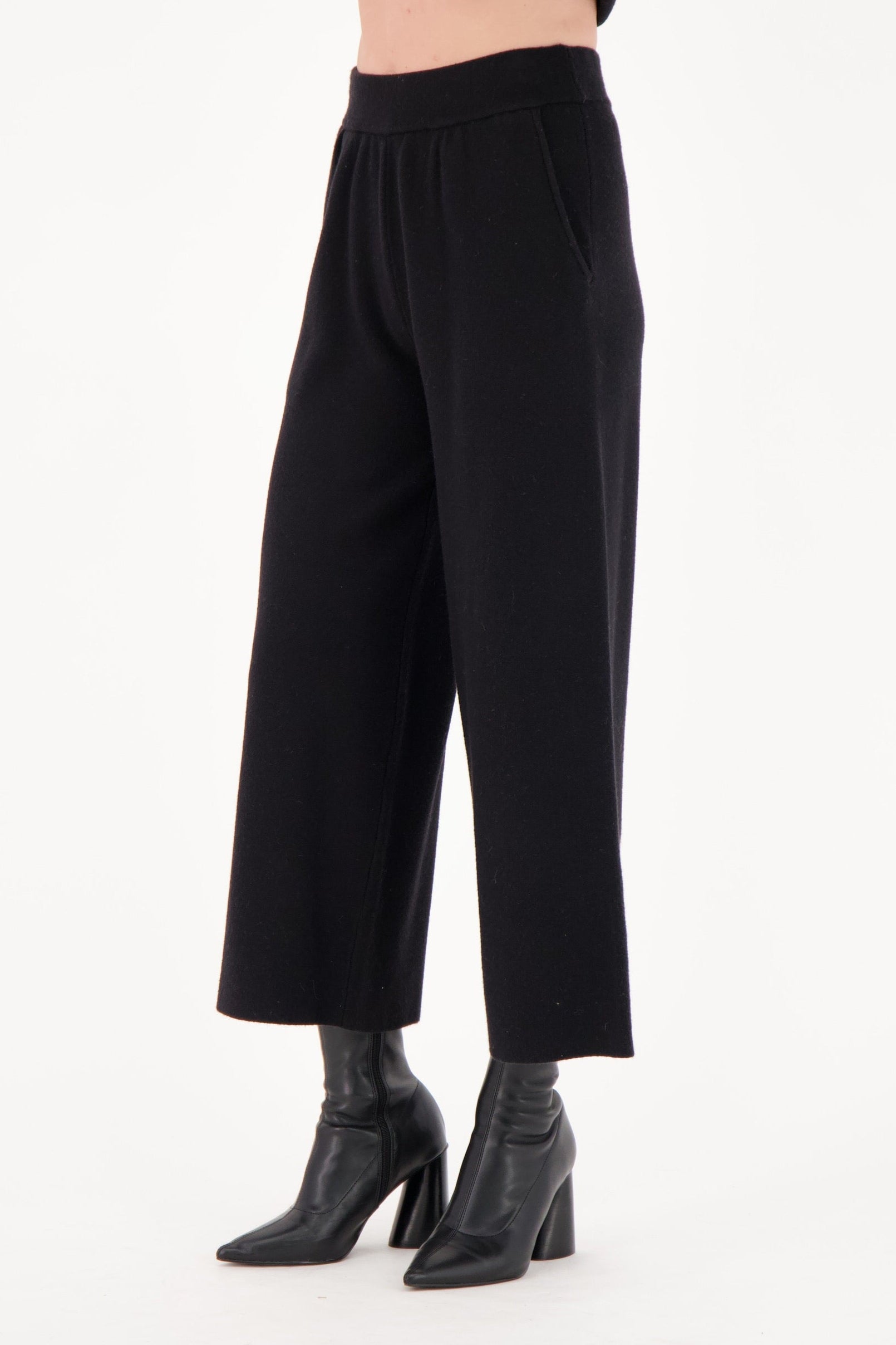 Wide Leg Sweater Knit Crop Pant