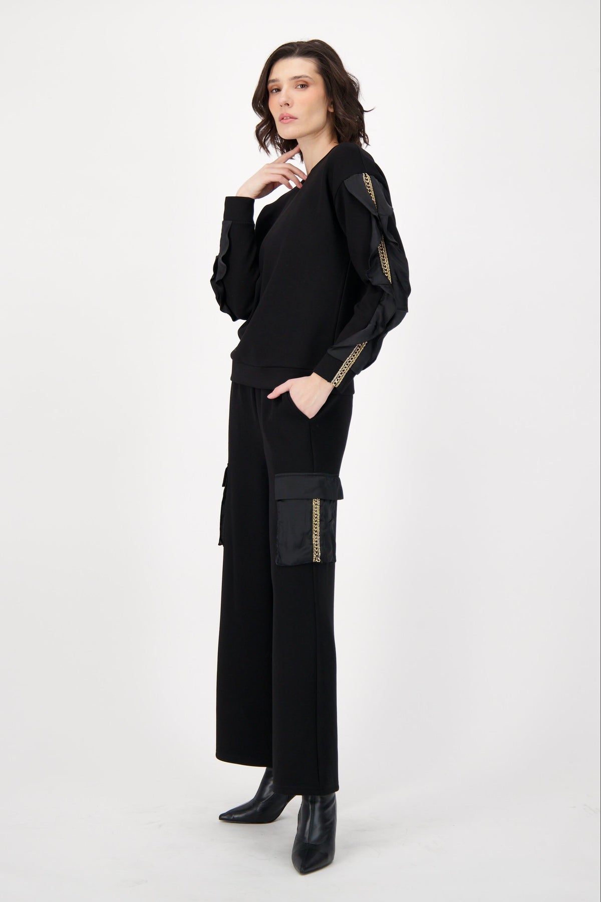 Ruffle And Chain Detail Sleeve Interlock Top