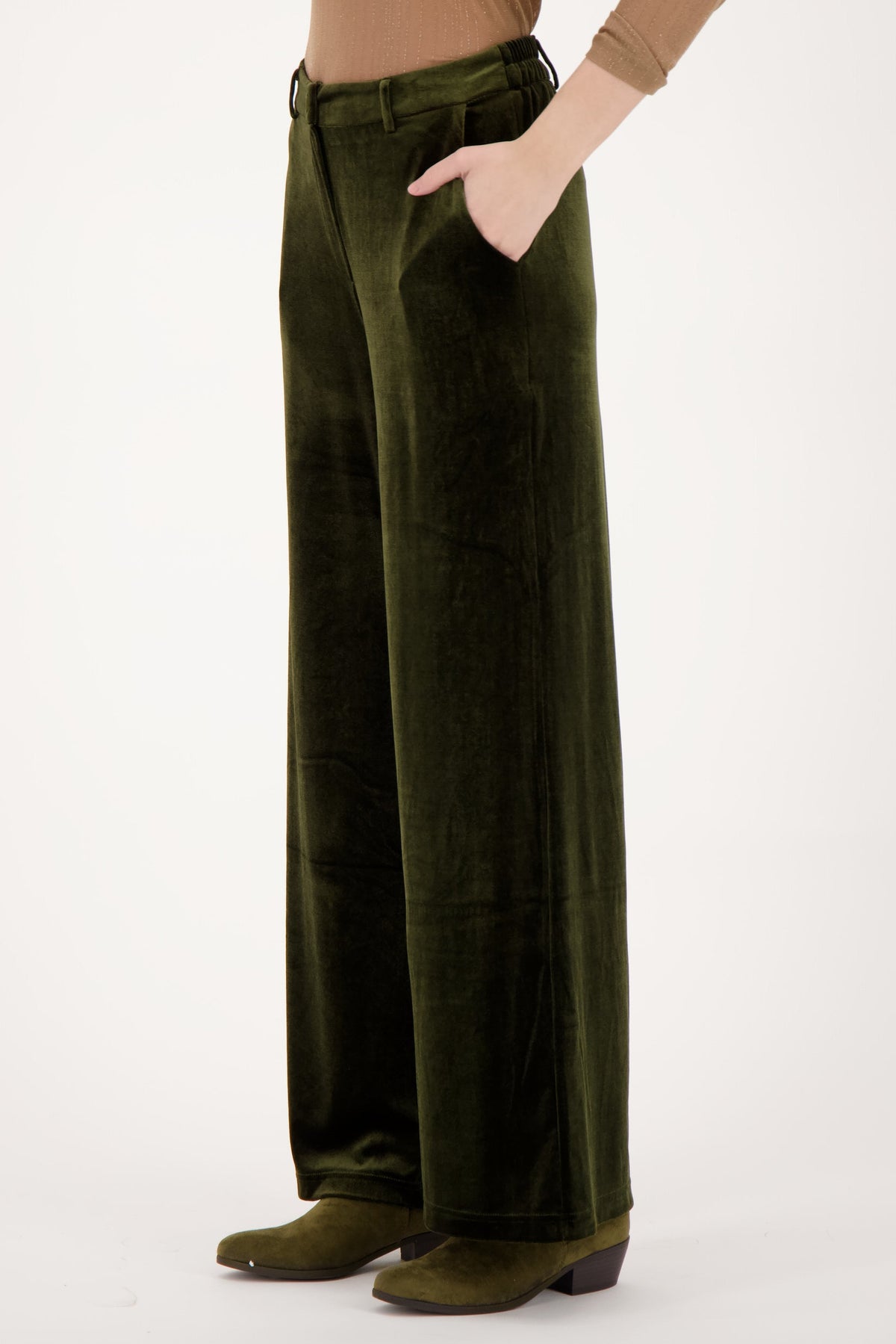 Velvet Straight Leg Pant
