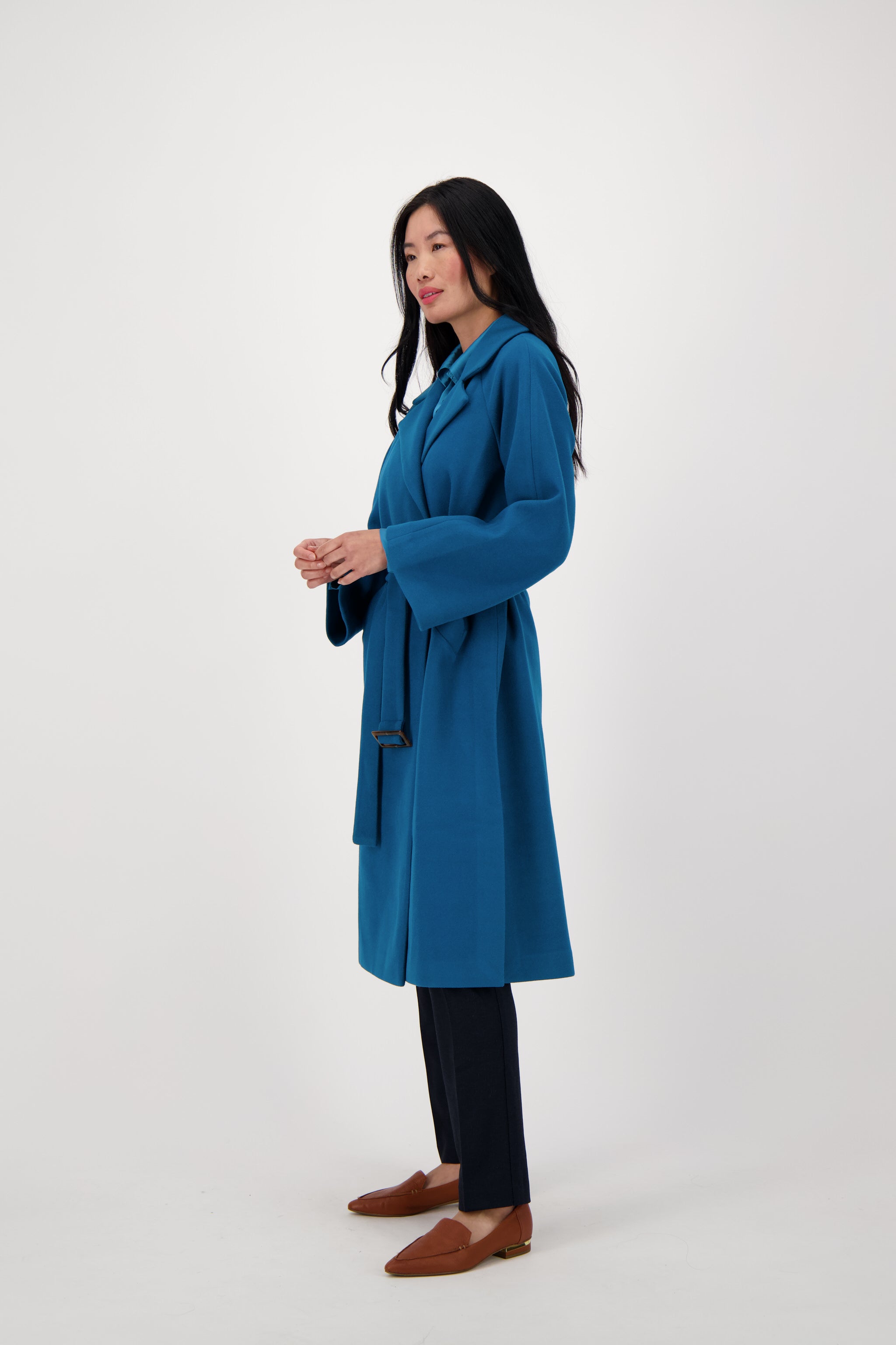 Coat With Notched Lapel Collar