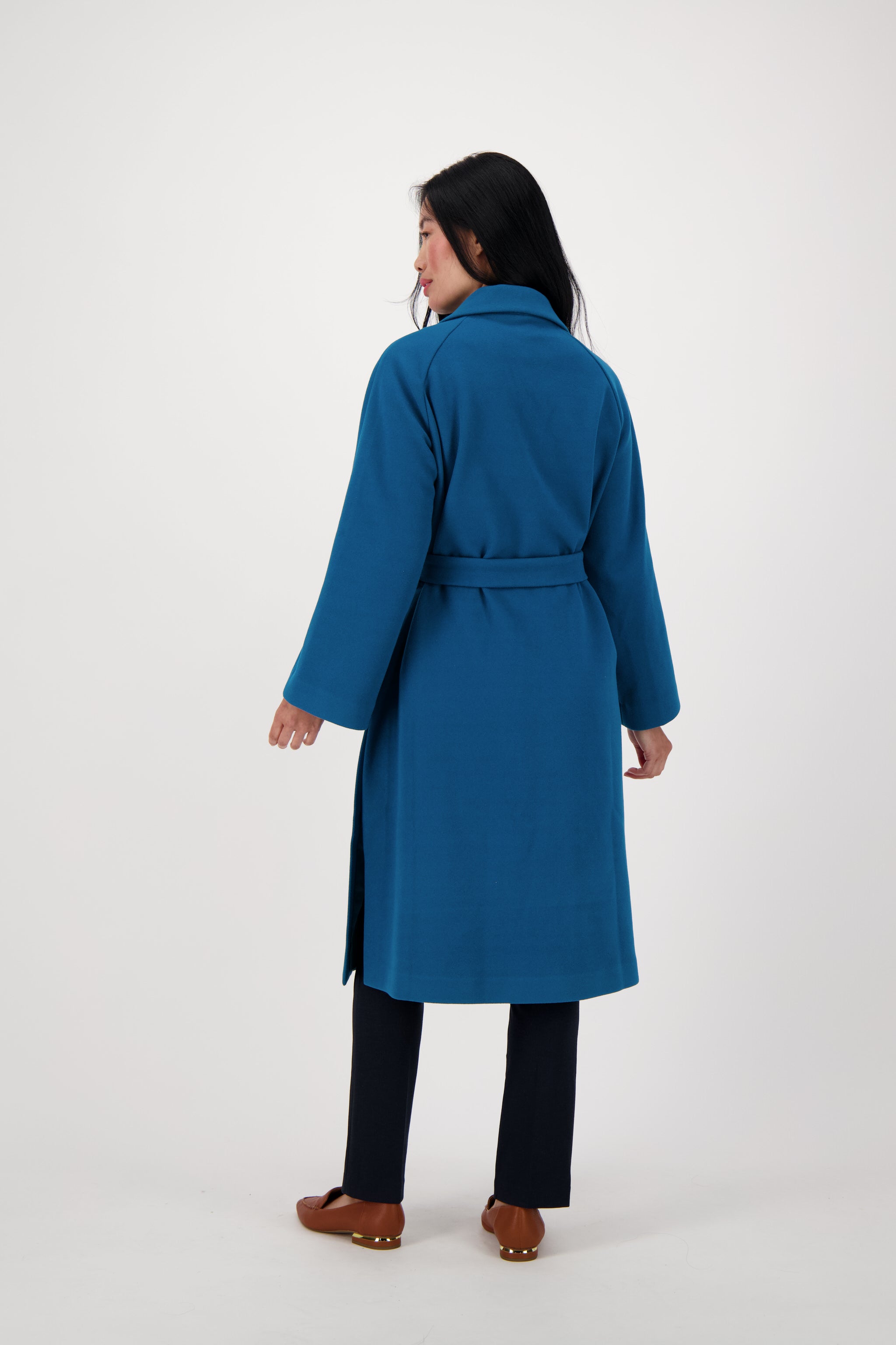 Coat With Notched Lapel Collar