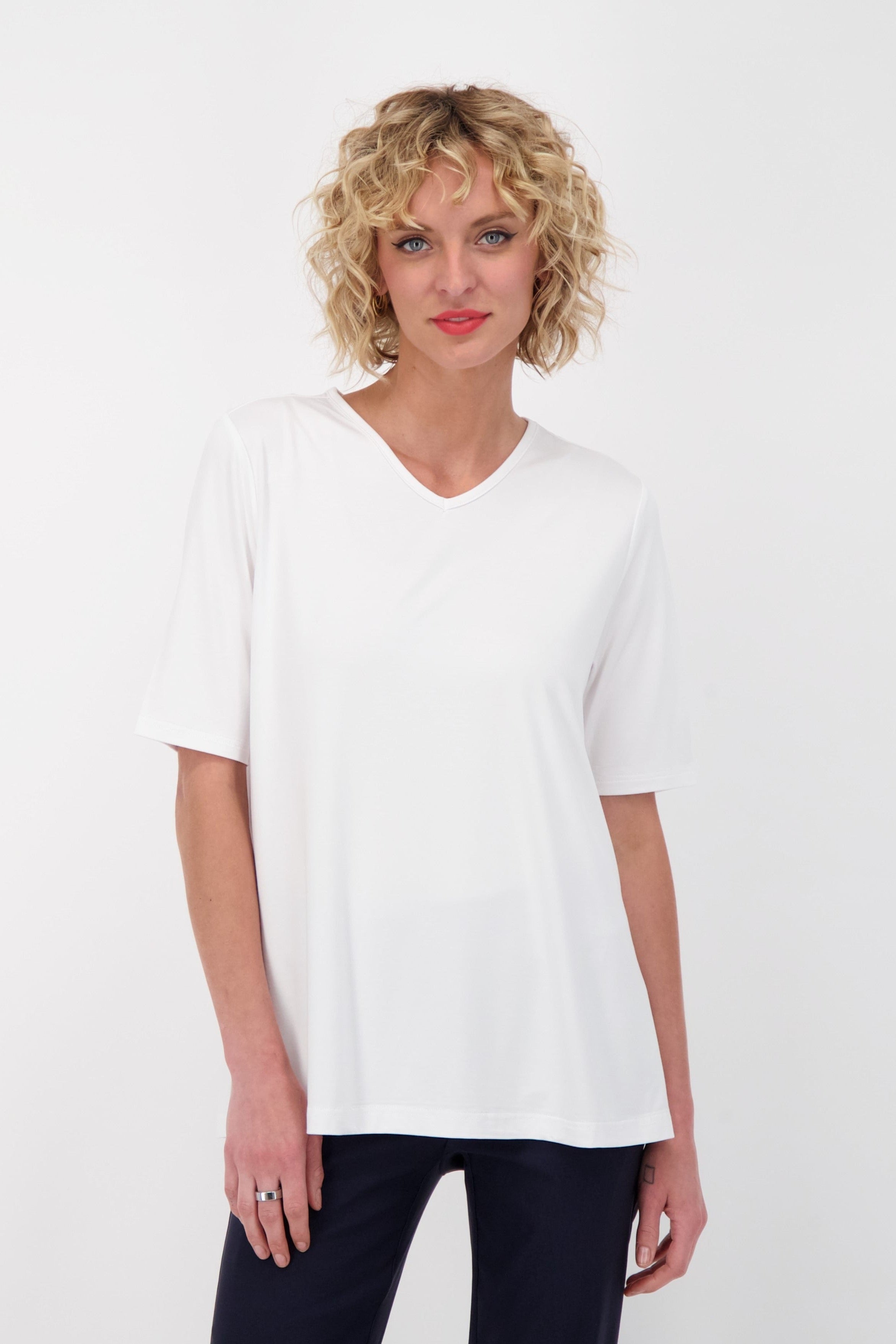 spanner essentials vneck tunic