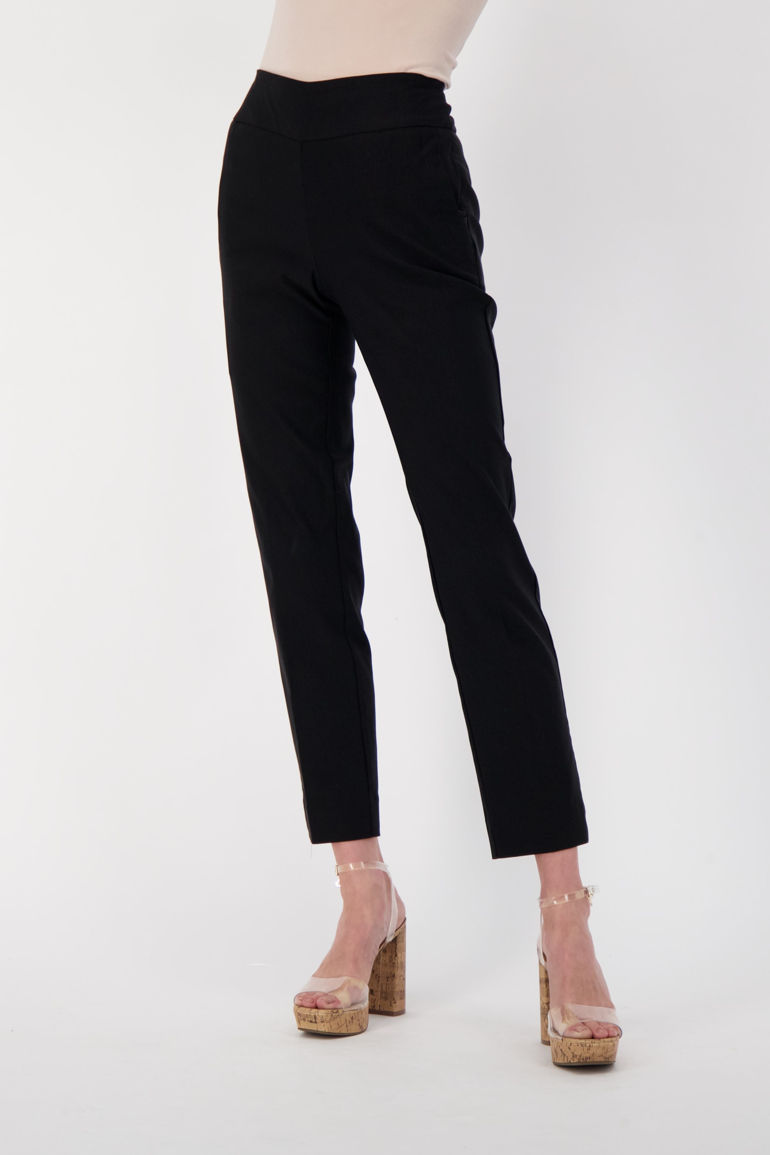 The Essential Pull On Tummy Control Ankle Pant With Pocket