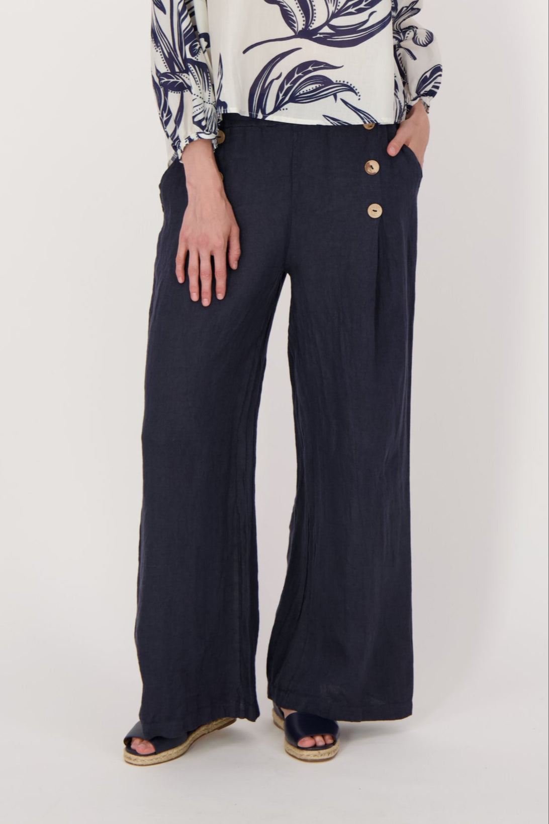 Linen Pant With Buttons