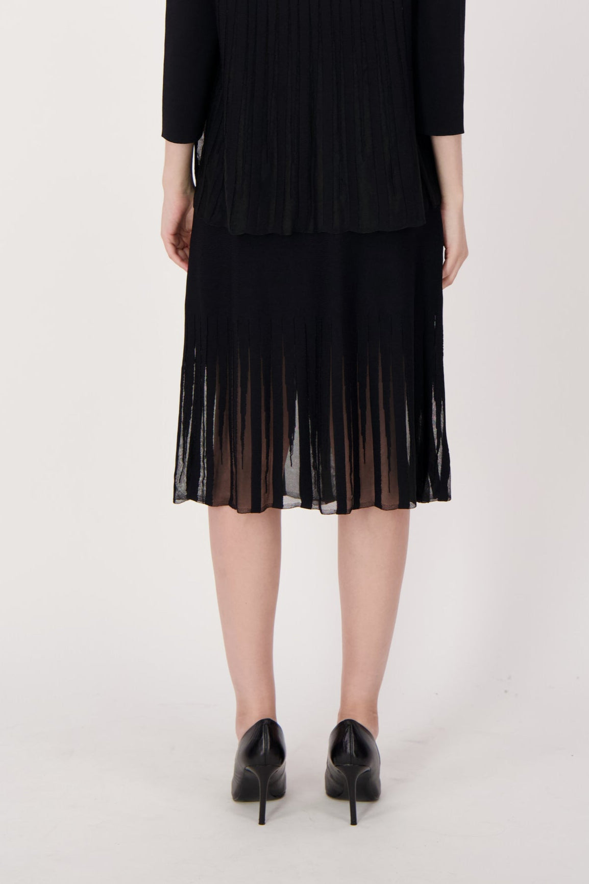 Lattice Stitched Hem Layered Skirt