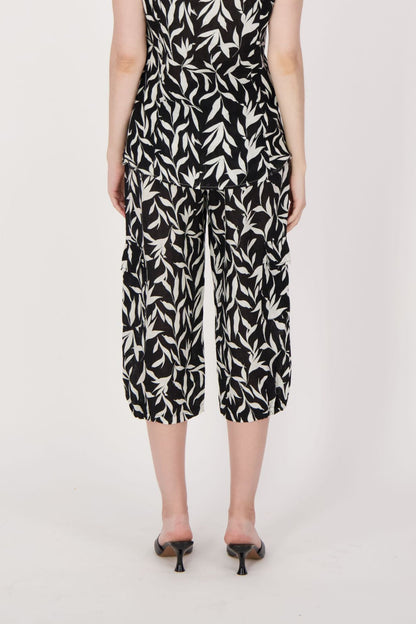 Linen Leaf Print Capri Pant