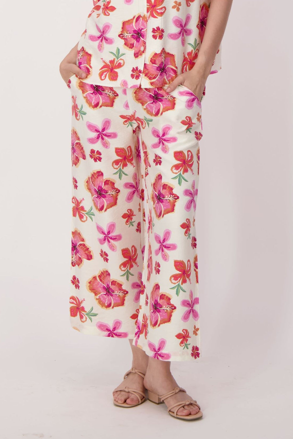Floral Bloom Relaxed Belted Pant